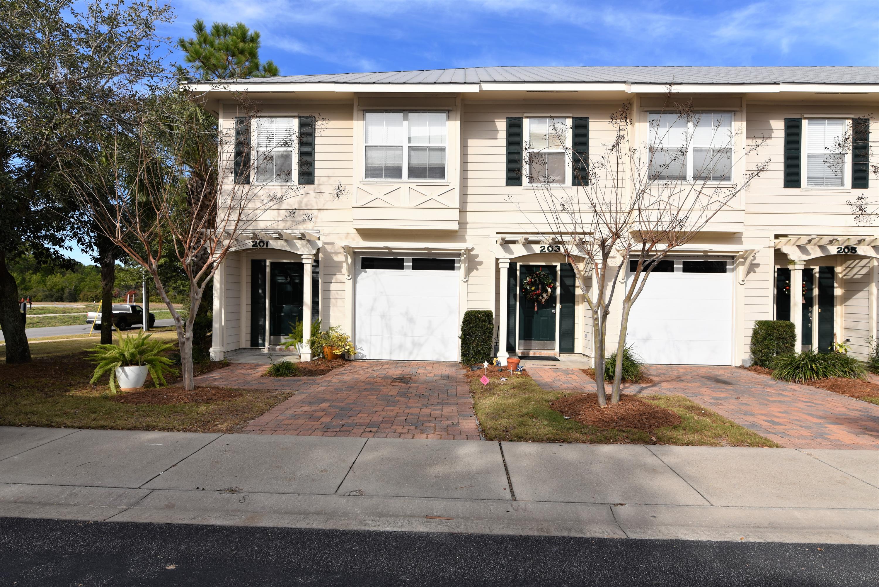 Move-in Ready! Very nice and upscale 3 bedroom, 2 1/2 bath, 1 car garage, end unit townhome in central Destin (Old Bay Village).
A credit check and income verification is required and NO PETS ALLOWED.
The end unit gives you extra privacy and has three additional windows providing more light. 1st floor has 9'' foot ceilings and includes living, dining, kitchen, half bath, and garage. All 3 bedrooms, 2 baths, and laundry upstairs. Master bedroom has large walkin closet. MANY UPGRADES INCLUDING: Granite countertops in kitchen, stainless steel appliances, ceiling fans, crown molding, washer and dryer, and 2''' blinds on every window. Private covered rear patio off living room. Brick paver driveway and sidewalk. Hurricane shutters. No smoking inside unit and NO PETS ALLOWED. Yard service is included. Tenant is responsible for water, trash, electric, and cable TV. $1600 per month plus $1600 deposit and $100 carpet cleaning fee upon moving out. One year lease is required. Please note that parking is limited to two vehicles and the third bedroom is very small. NO PETS ALLOWED.