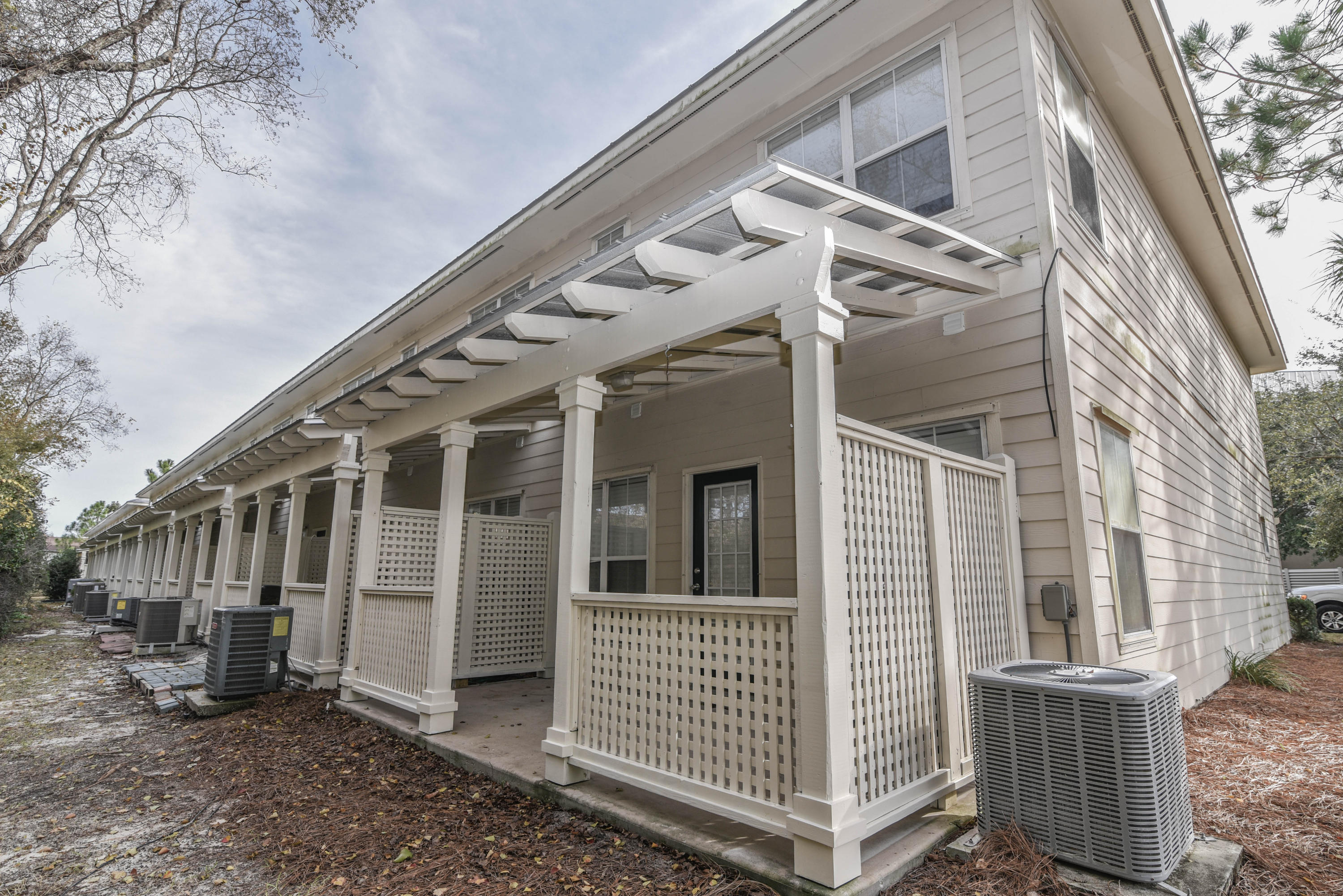OLD BAY VILLAGE TOWNHOMES - Residential Lease