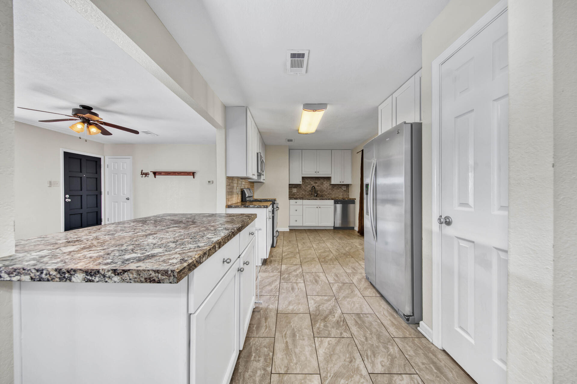 CAROL ANNE MANOR - Residential