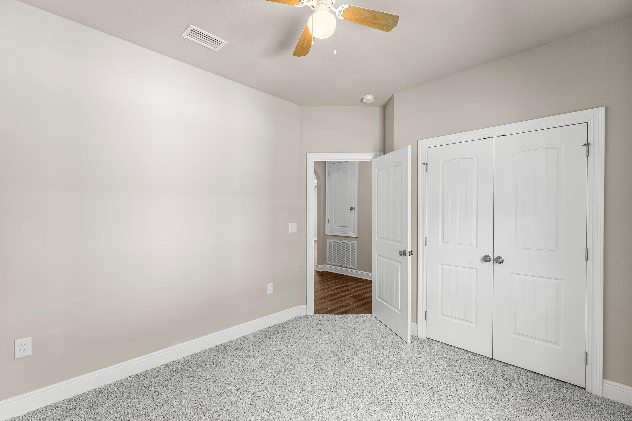 PEACH CREEK PH 1 - Residential Lease