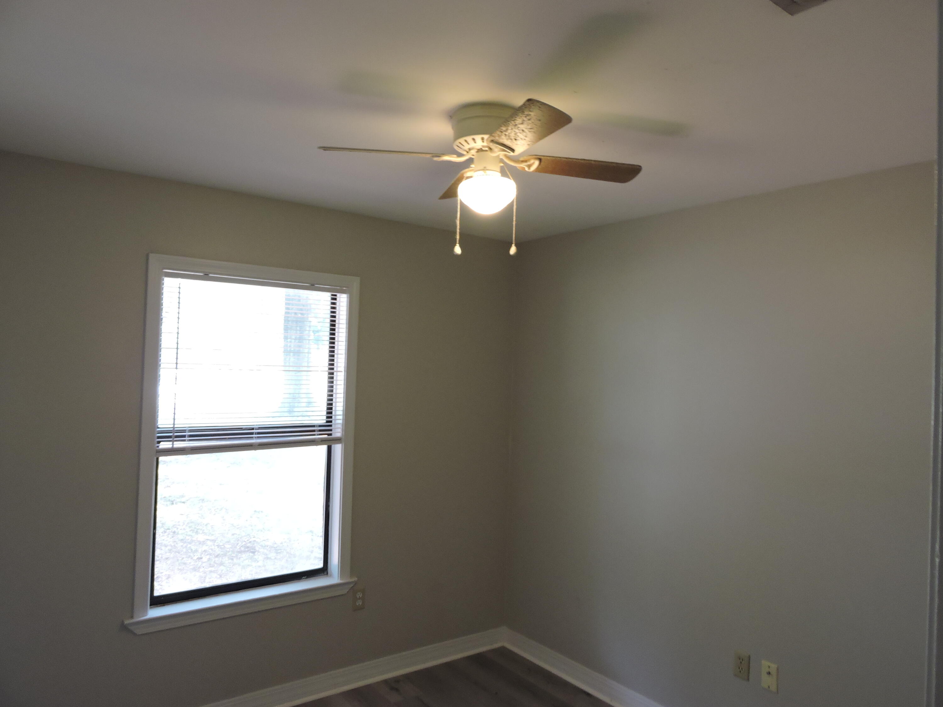 SHOAL CREEK S/D LOT 2 BLK D - Residential Lease