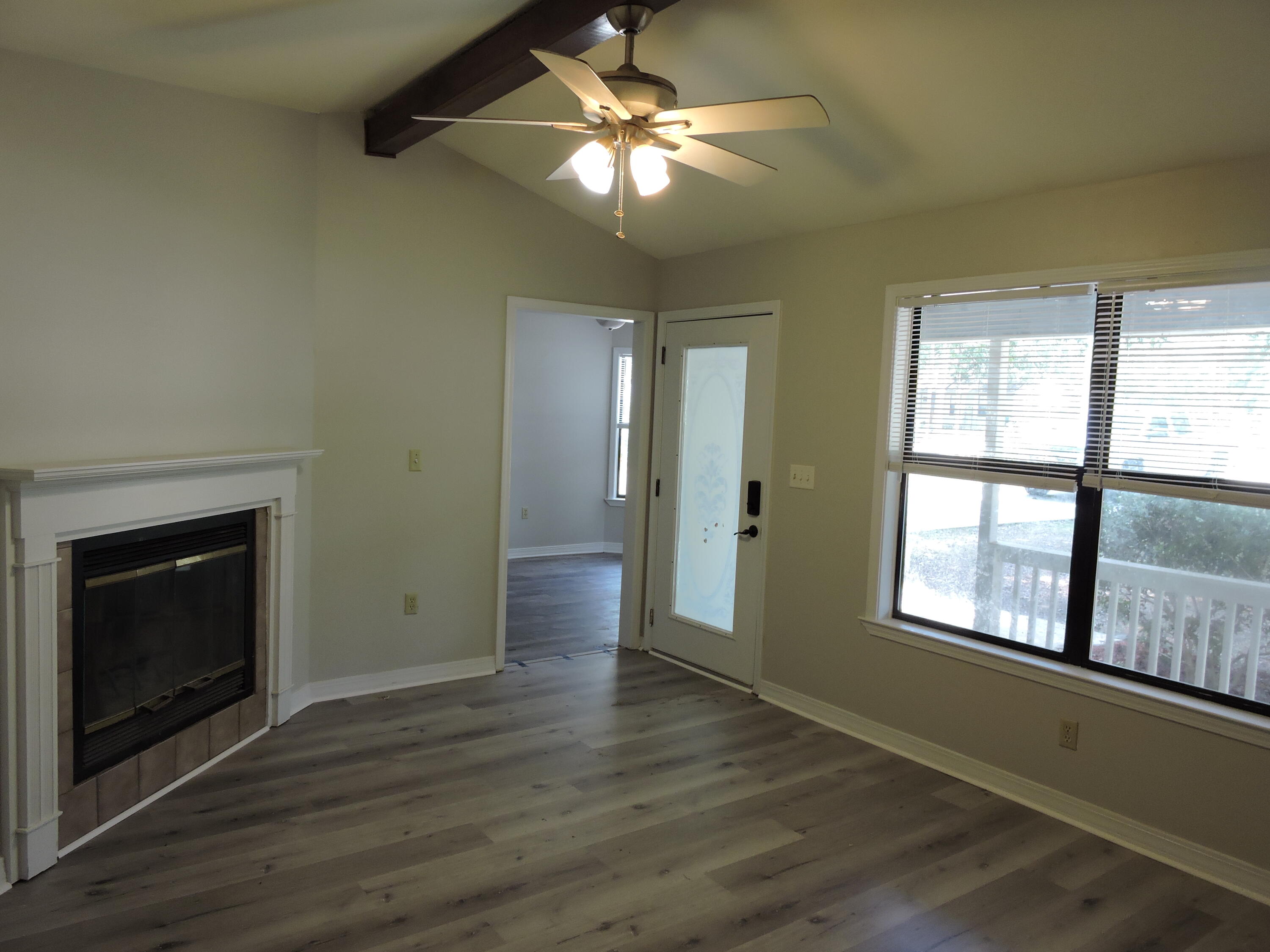 SHOAL CREEK S/D LOT 2 BLK D - Residential Lease