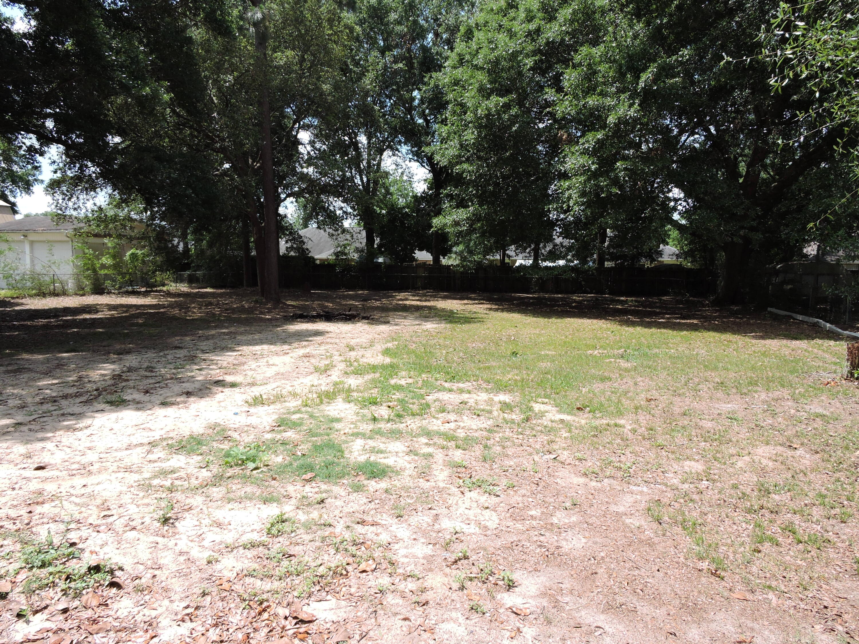 SHOAL CREEK S/D LOT 2 BLK D - Residential Lease