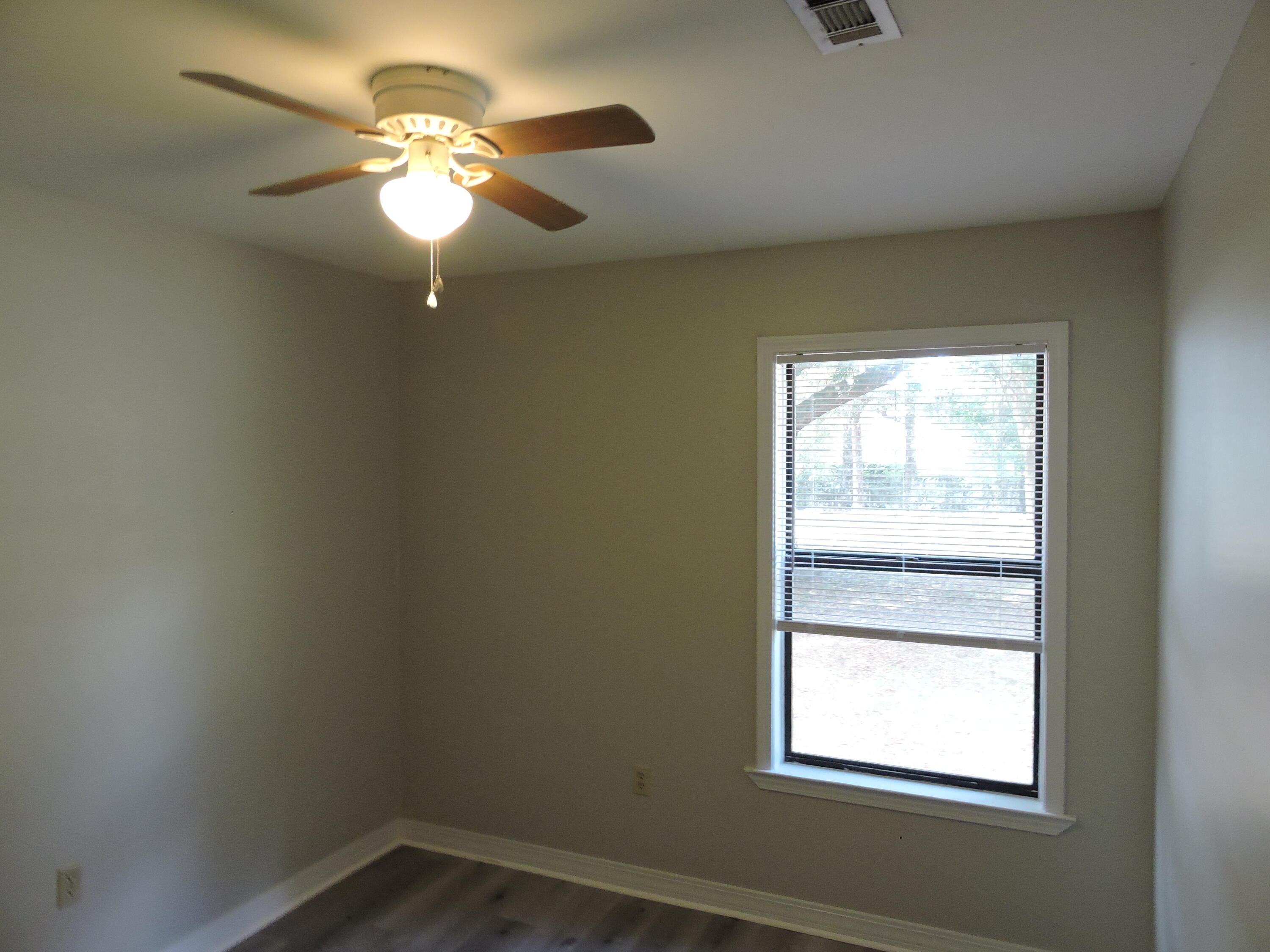 SHOAL CREEK S/D LOT 2 BLK D - Residential Lease