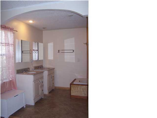 ROSEMONT S/D - Residential Lease
