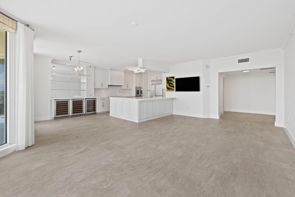 ONE BEACH CLUB DRIVE - Residential