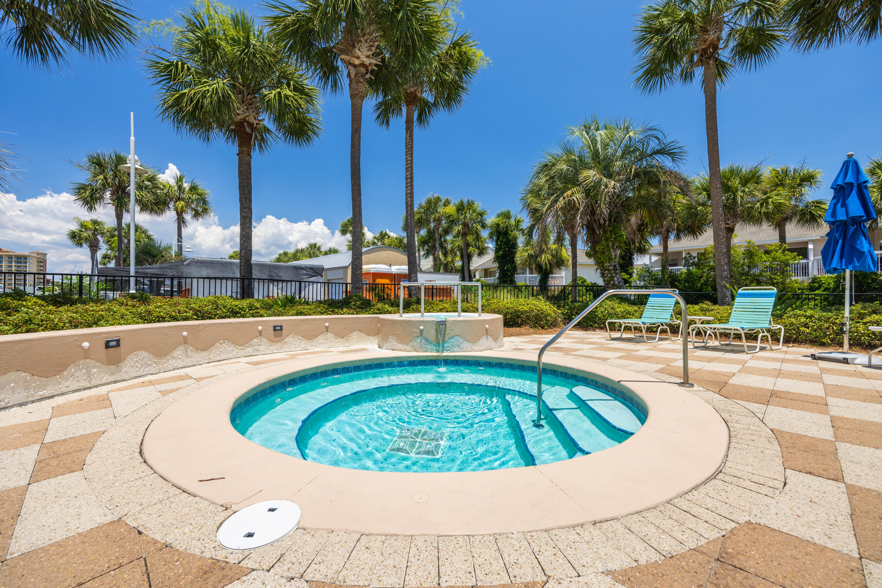 HARBOR LANDING - Residential