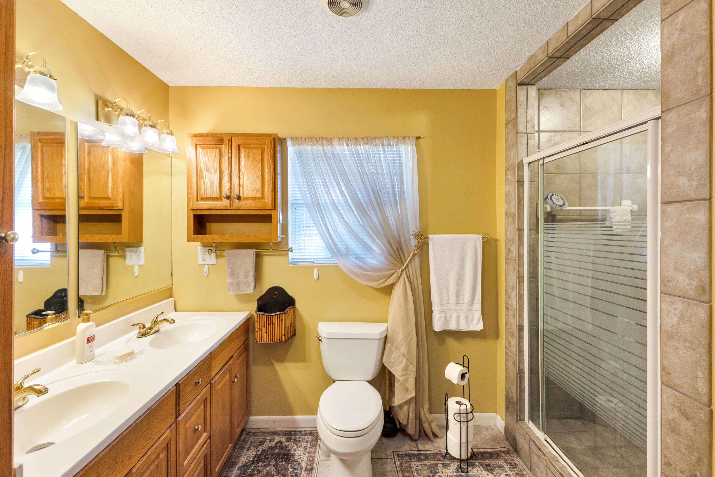 LAFAYETTE HEIGHTS - Residential