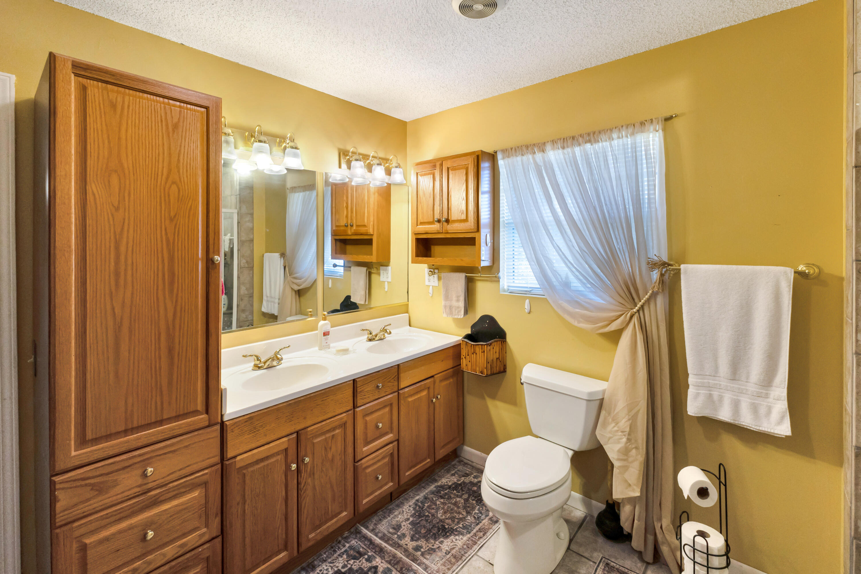 LAFAYETTE HEIGHTS - Residential