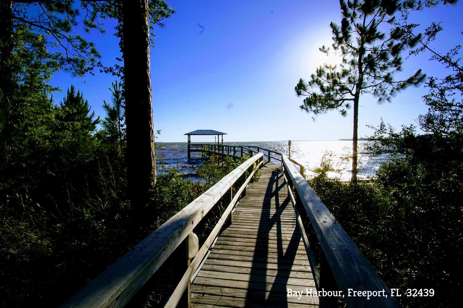 BAY HARBOUR - Land