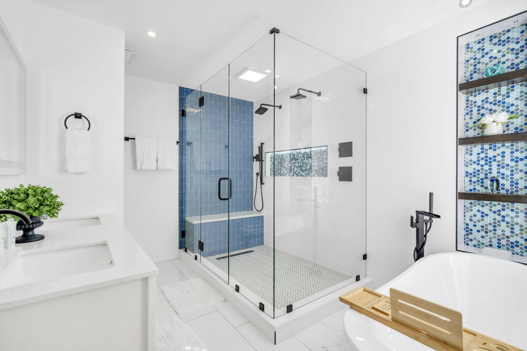 CRYSTAL BEACH COTTAGES PH 2 - Residential