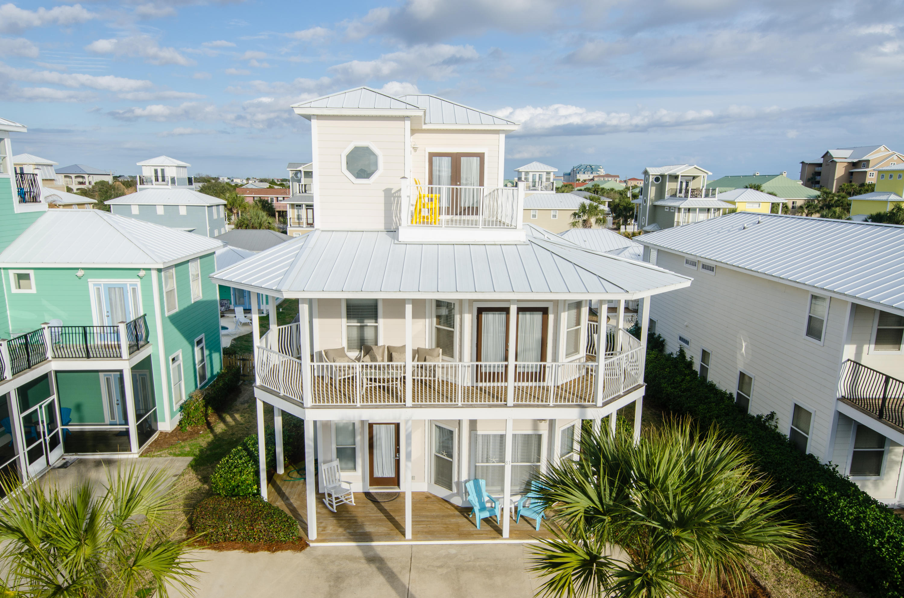 CRYSTAL BEACH - Residential