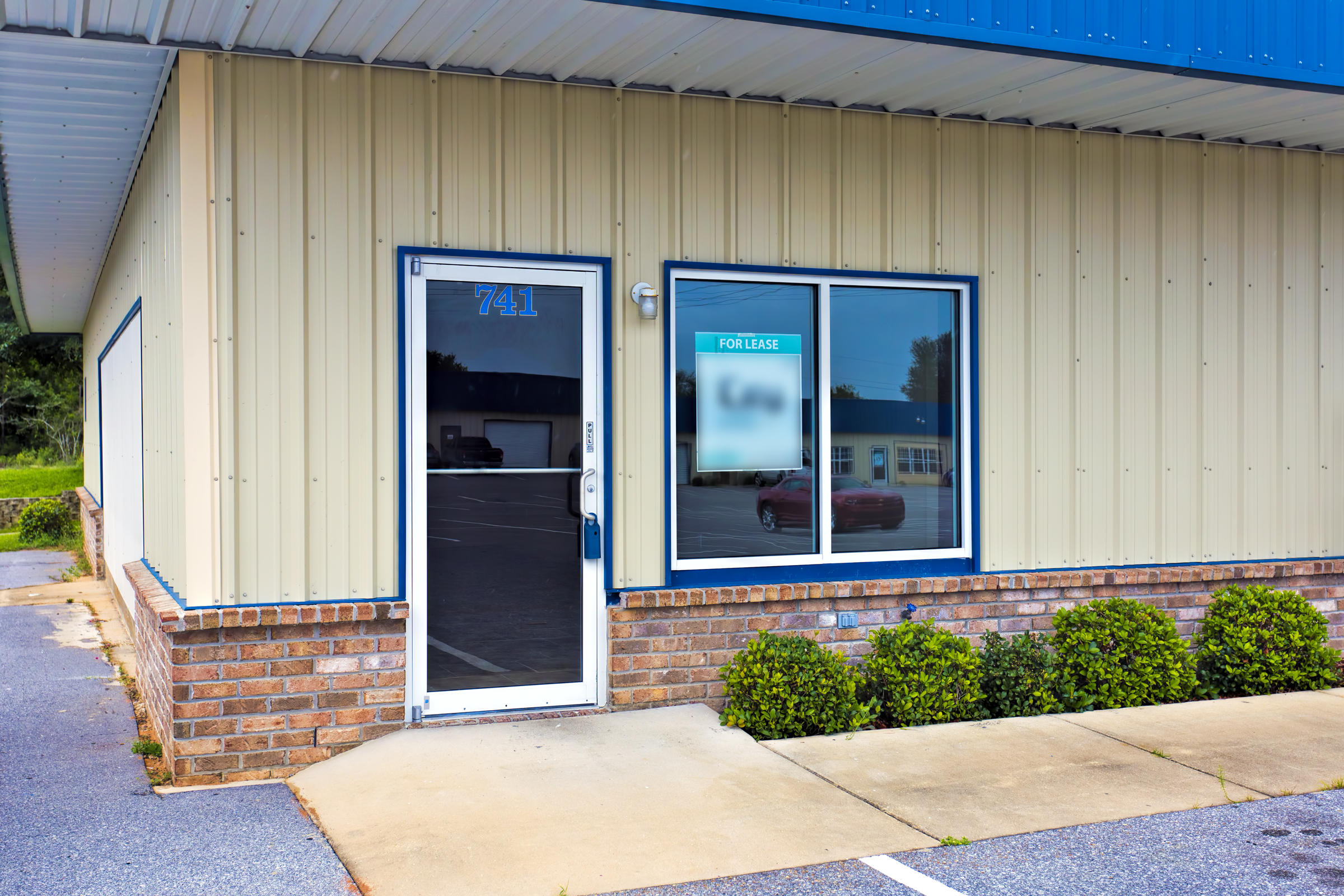 EXCEPTIONALLY WELL-MAINTAINED BUSINESS PLAZA RIGHT ON BUSY PJ ADAMS ROAD. #741 IS A CORNER RETAIL UNIT THAT WOULD MAKE A GREAT RETAIL/ OFFICE/ SHOWROOM/ SMALL RESTAURANT SPACE. NEWLY REMODELED. PLENTY OF PARKING AND GREAT SIGNAGE ON PJ ADAMS.