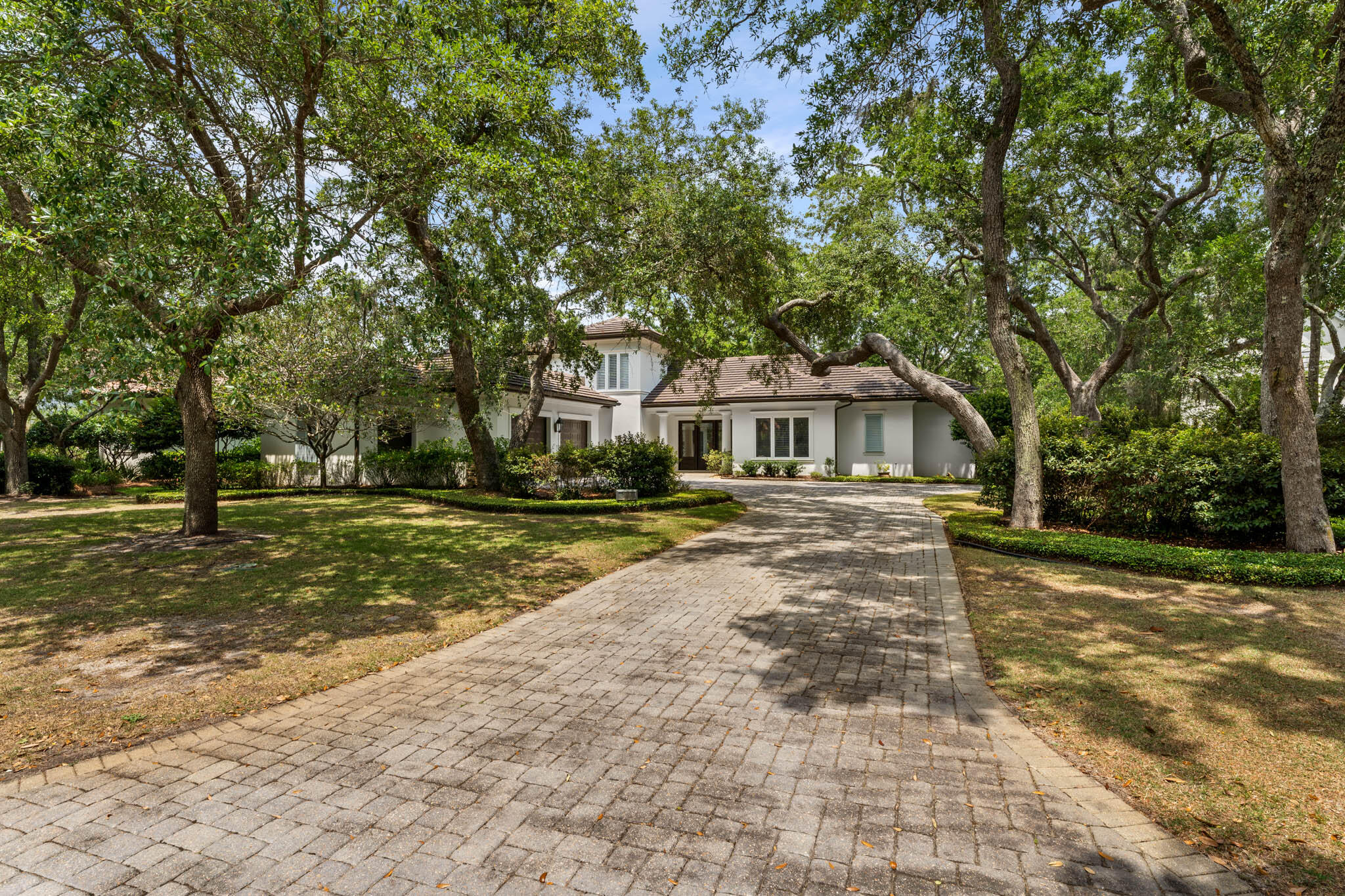 BURNT PINE - Residential