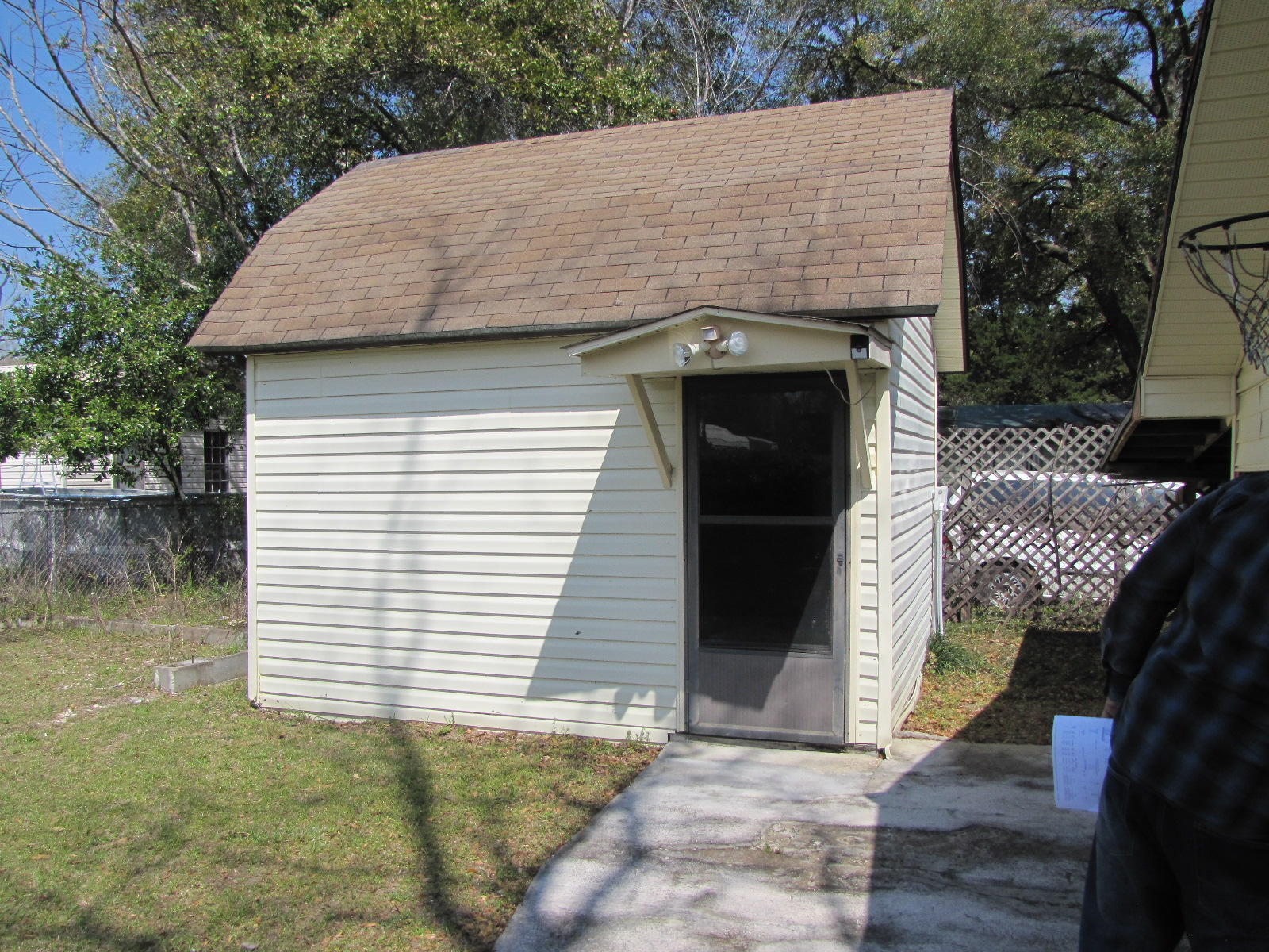 CRESTVIEW - Residential Lease