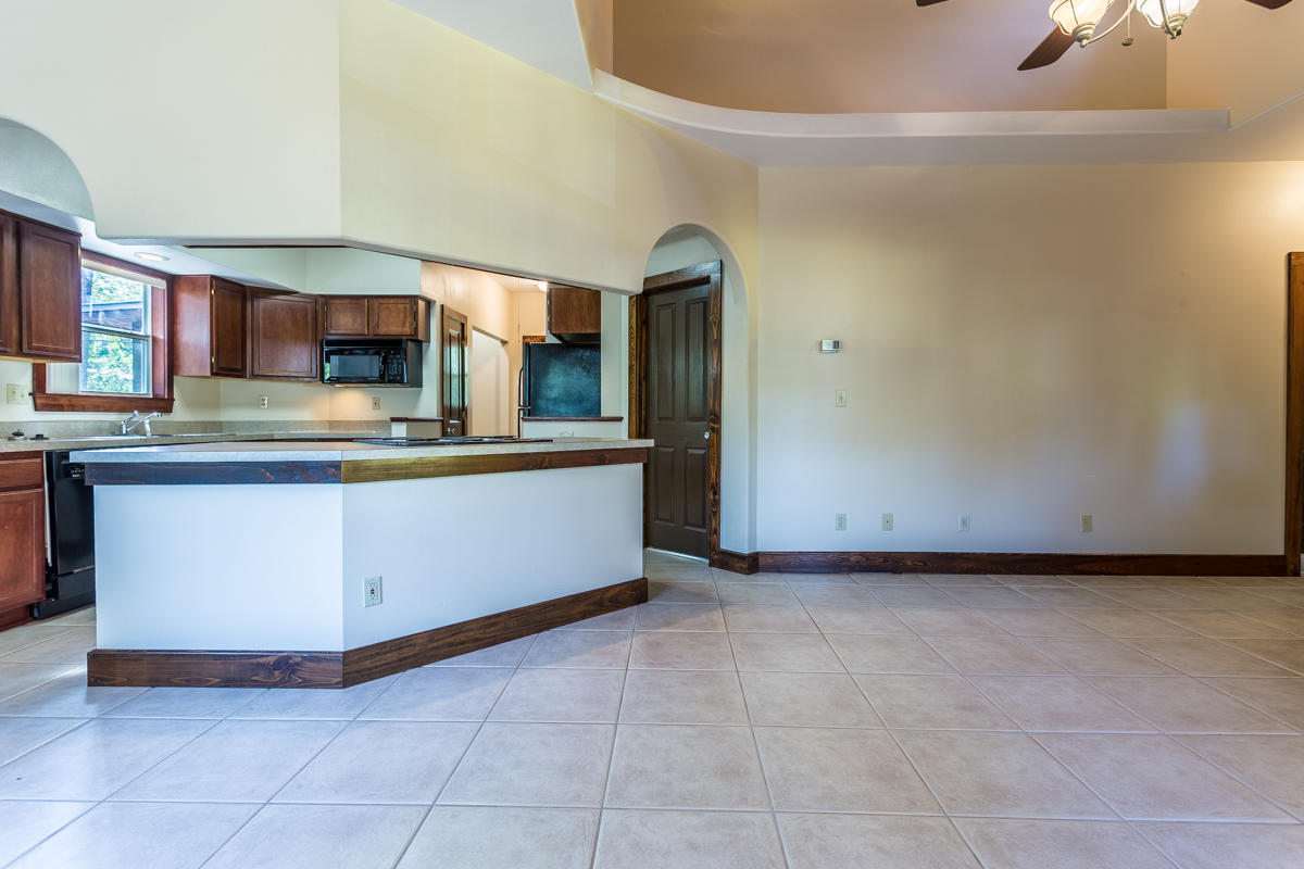 T S MITCHNERS ADD - Residential Lease
