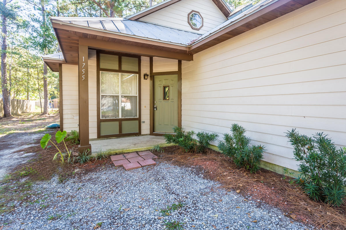 T S MITCHNERS ADD - Residential Lease