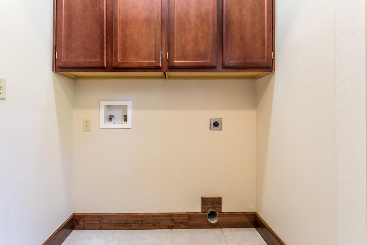 T S MITCHNERS ADD - Residential Lease