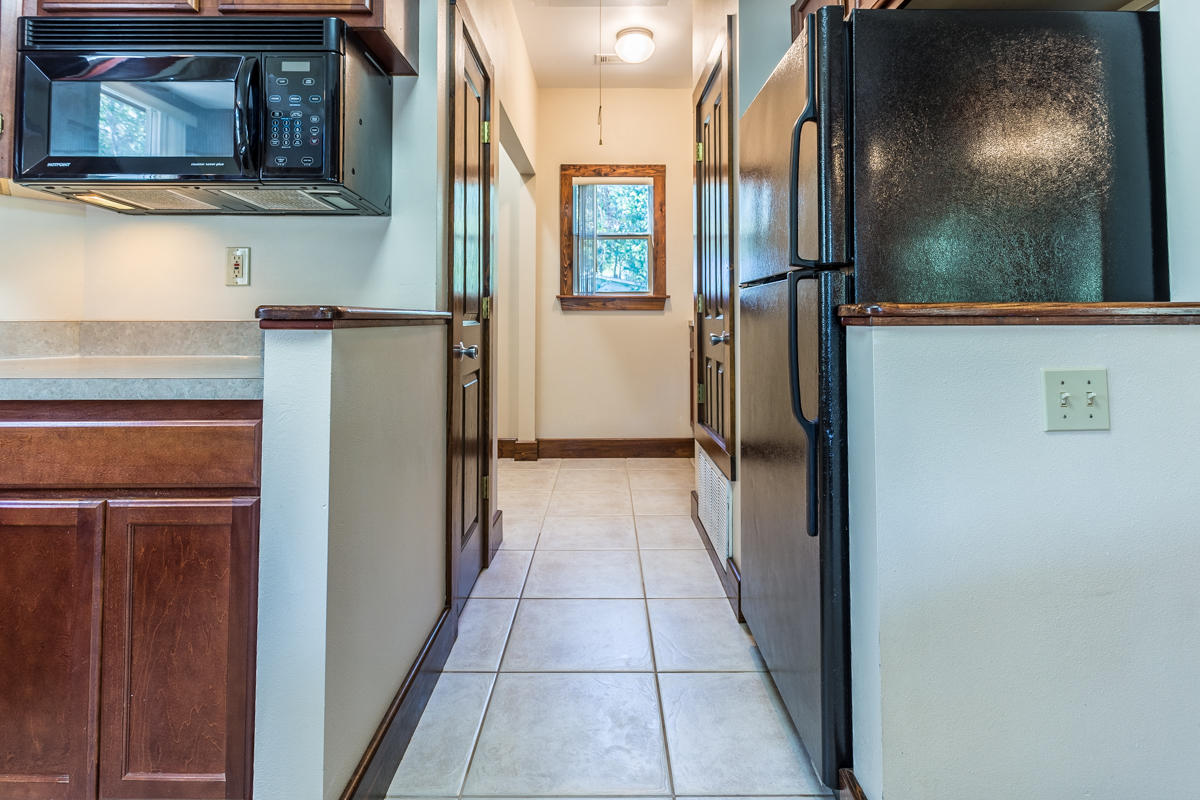 T S MITCHNERS ADD - Residential Lease