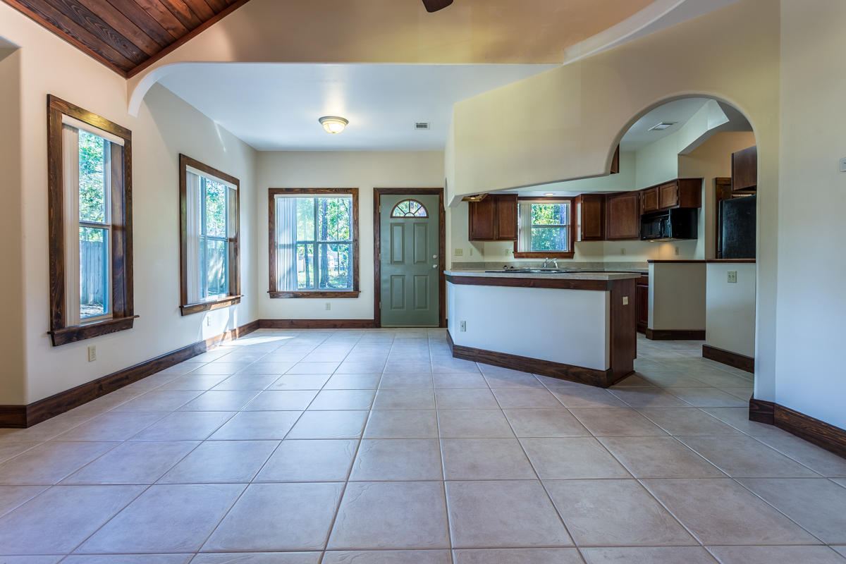 T S MITCHNERS ADD - Residential Lease