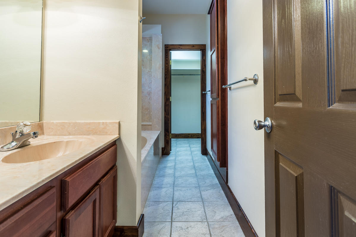 T S MITCHNERS ADD - Residential Lease