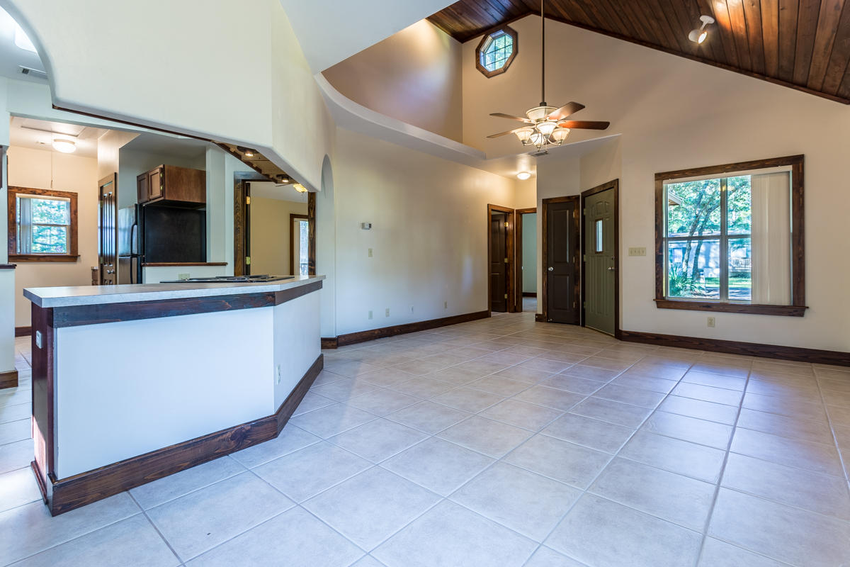 T S MITCHNERS ADD - Residential Lease