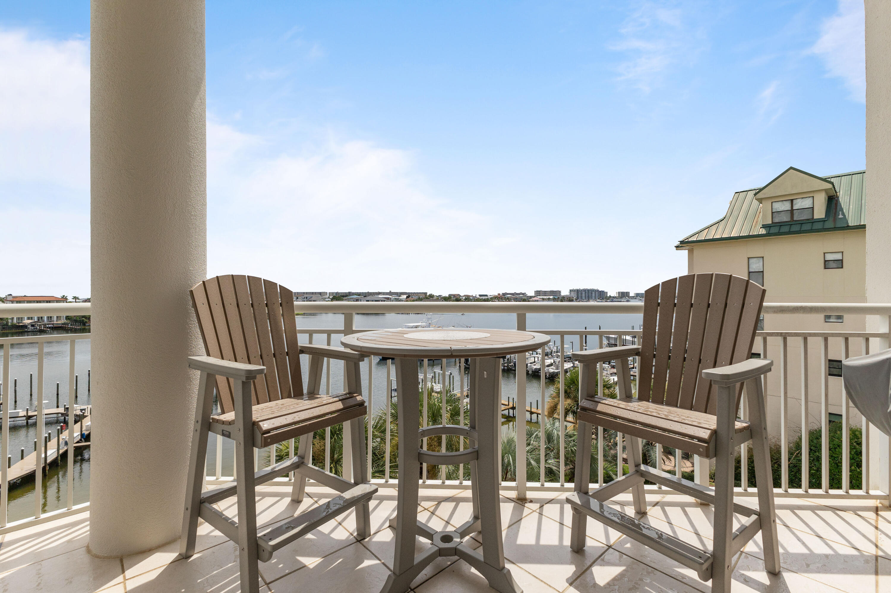 GRAND HARBOR - Residential