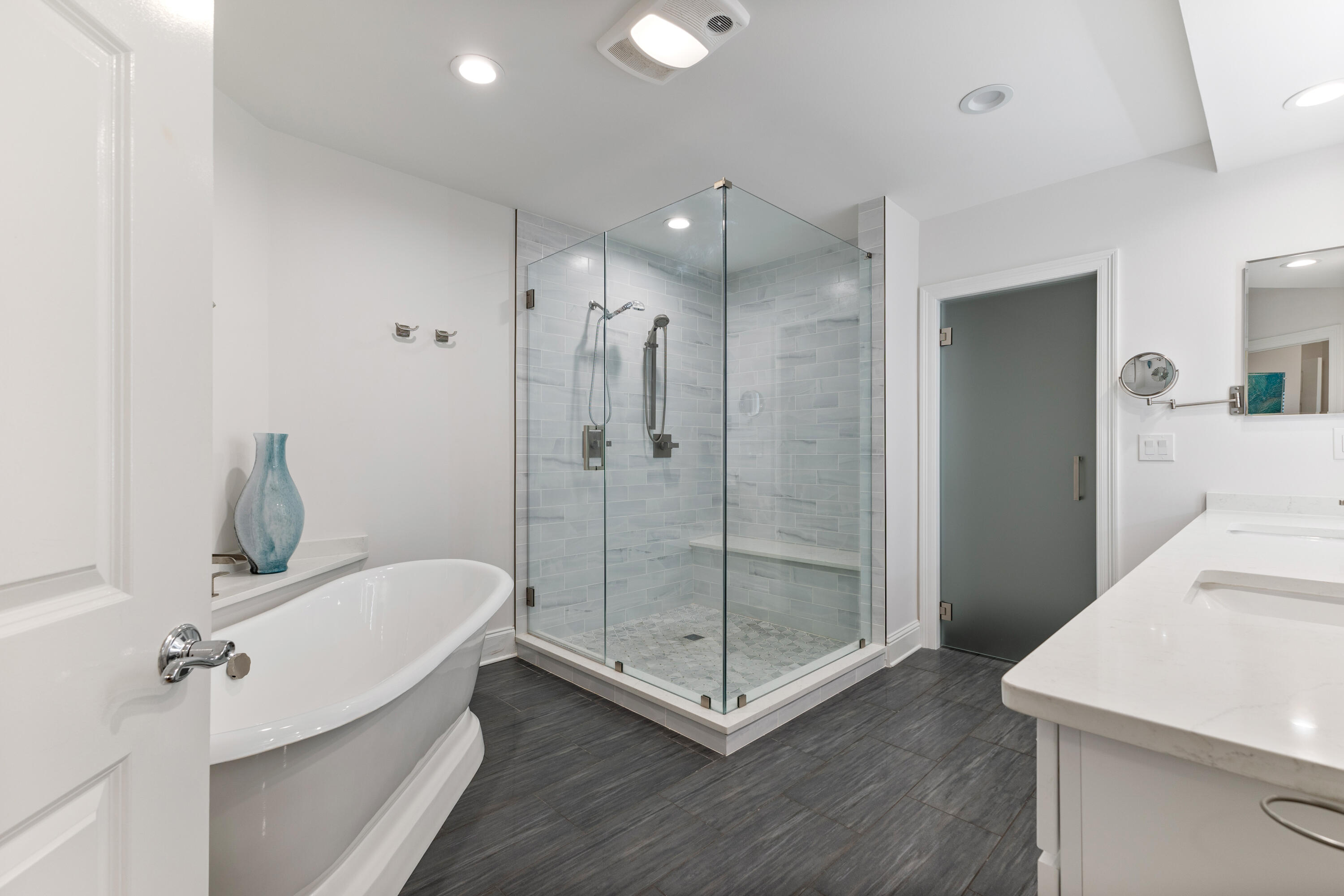 GRAND HARBOR - Residential