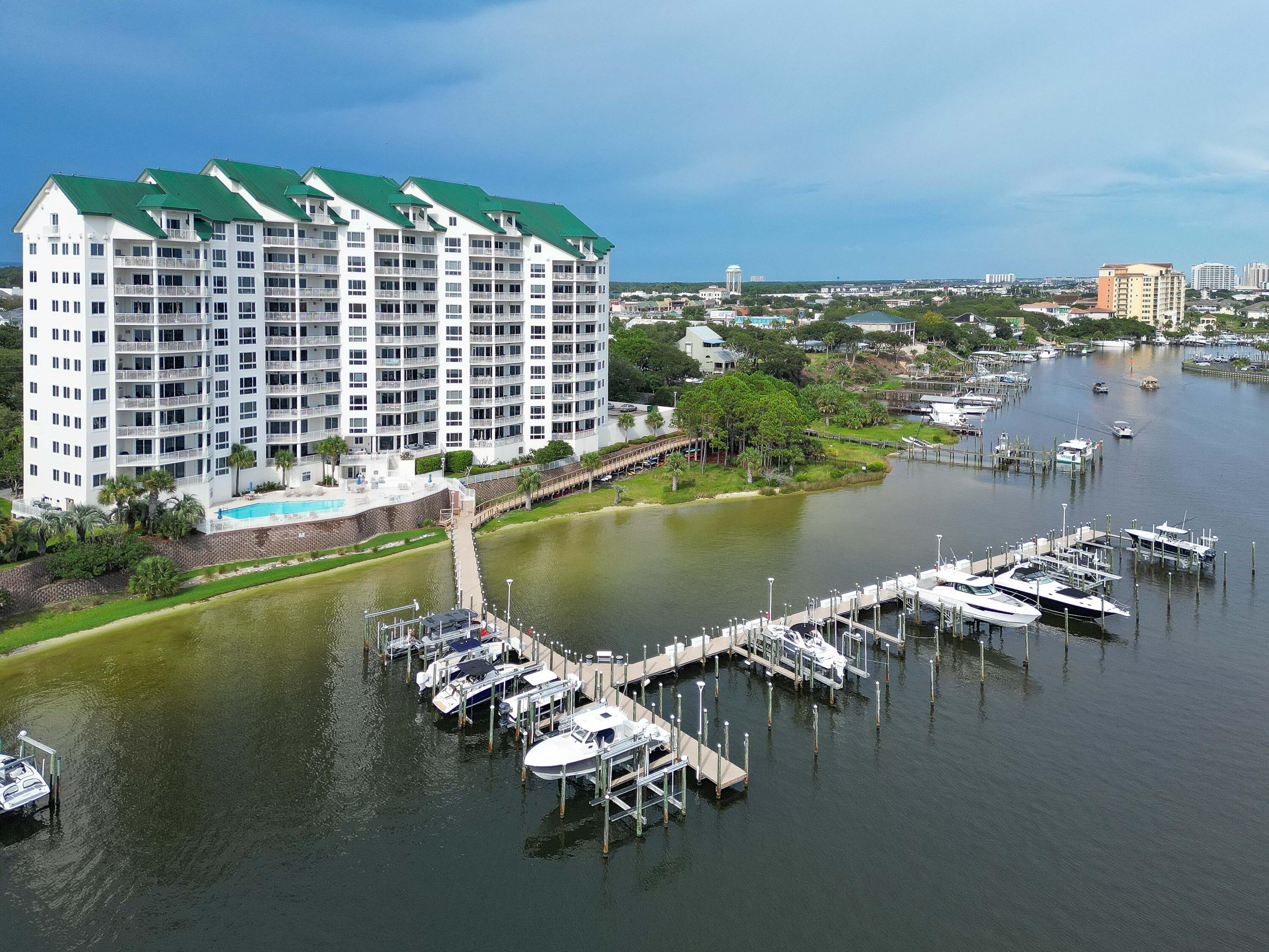 GRAND HARBOR - Residential