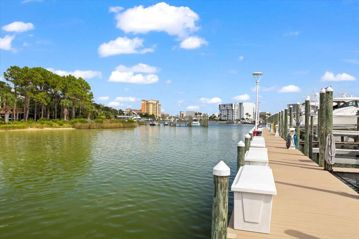 GRAND HARBOR - Residential