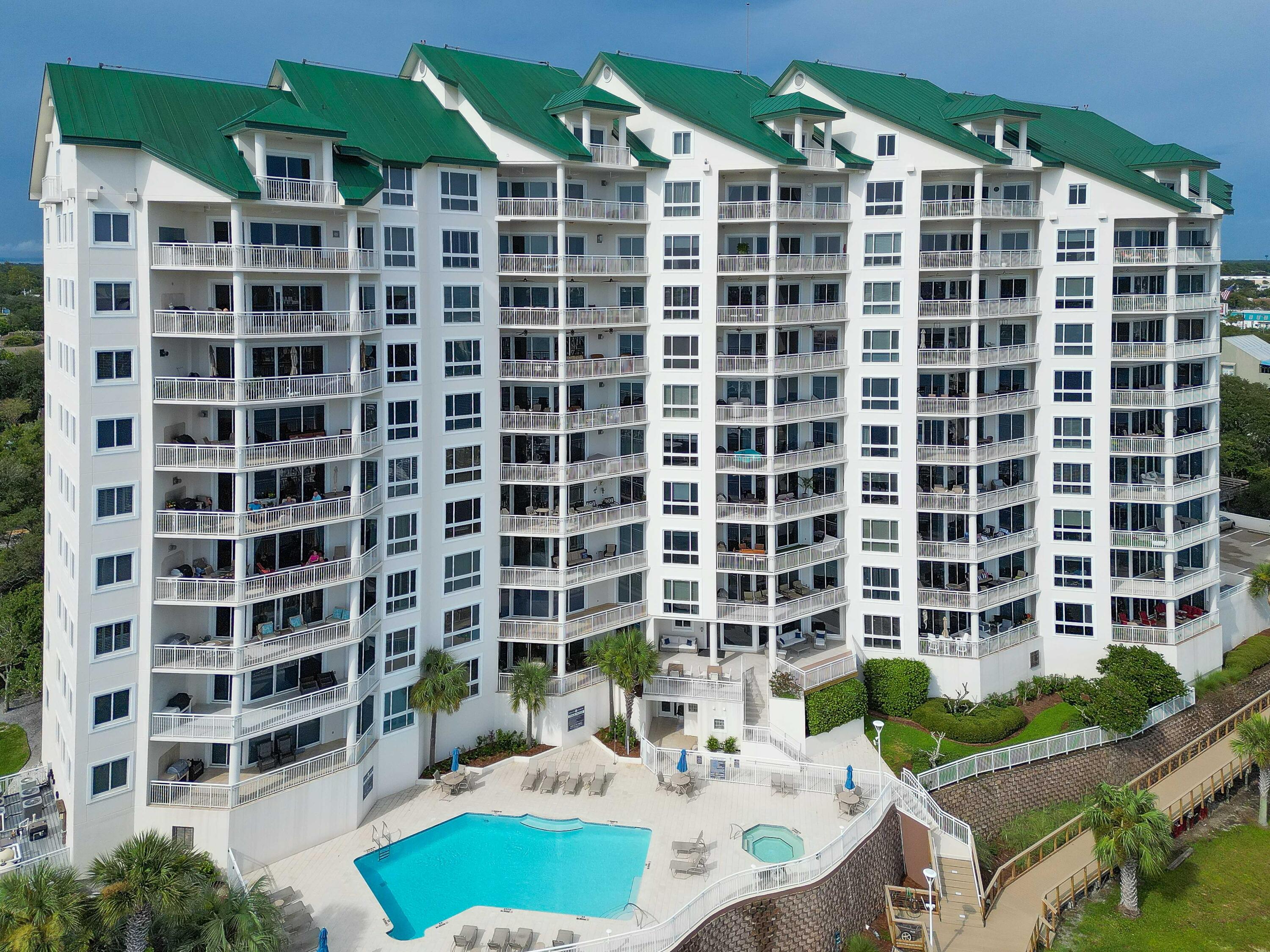 GRAND HARBOR - Residential