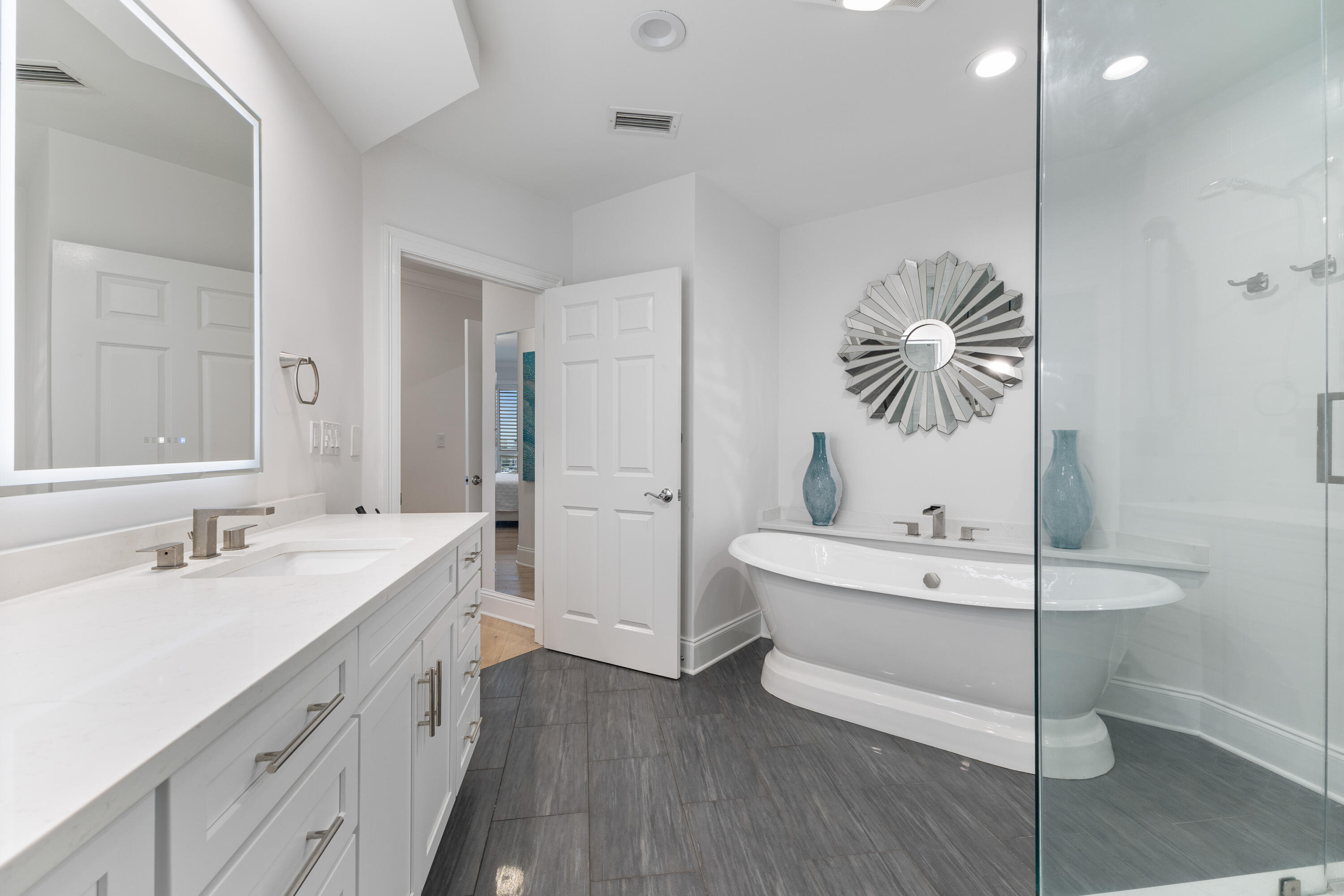 GRAND HARBOR - Residential