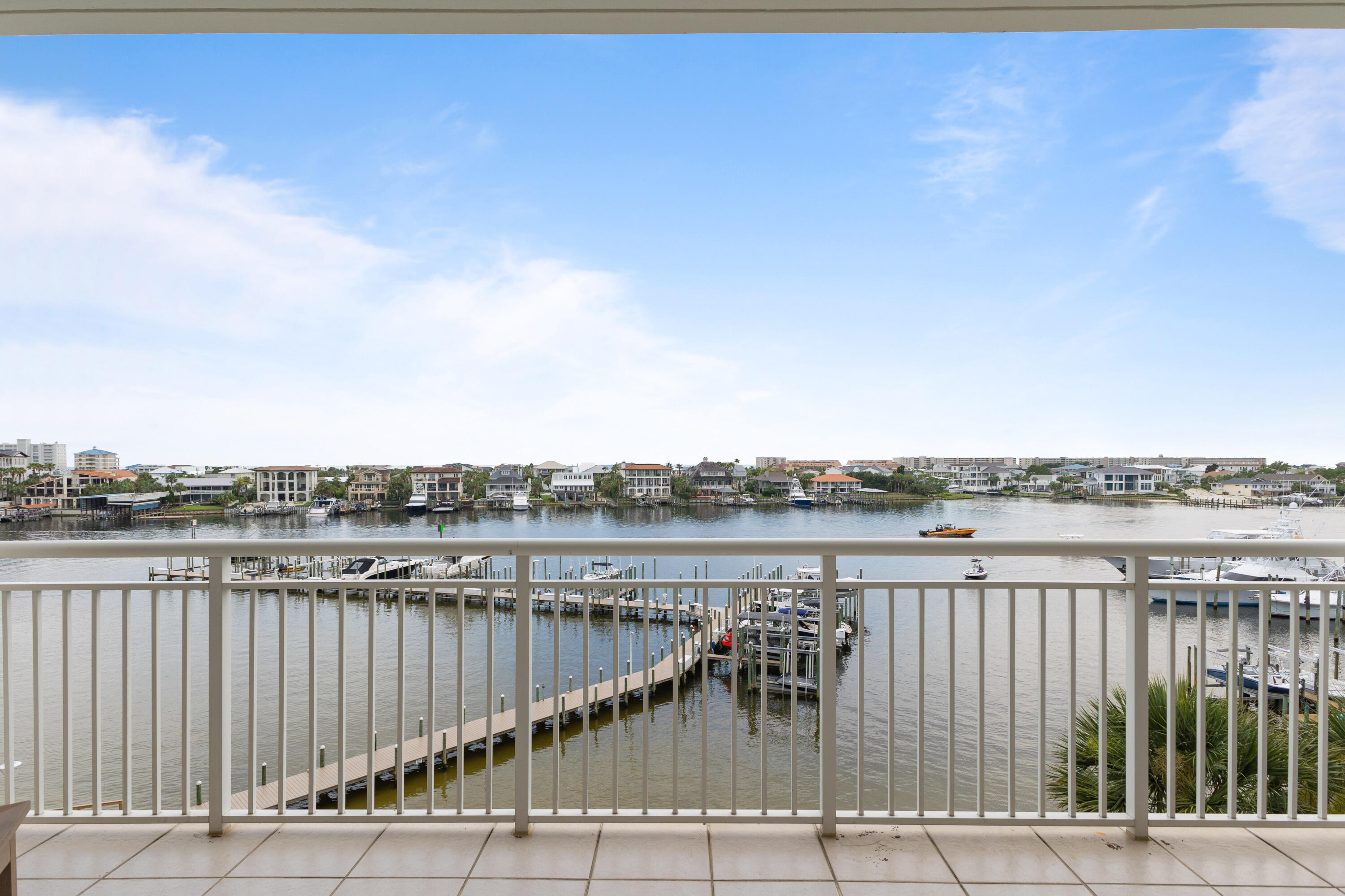GRAND HARBOR - Residential