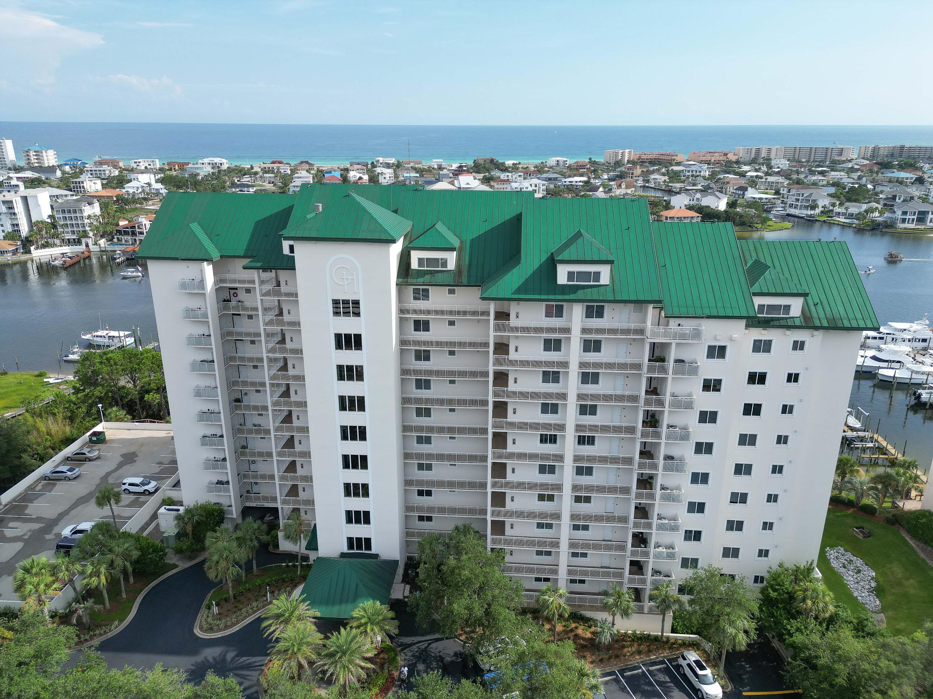 GRAND HARBOR - Residential
