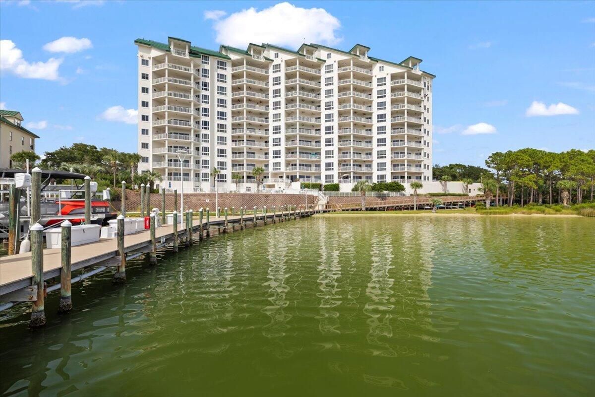 GRAND HARBOR - Residential