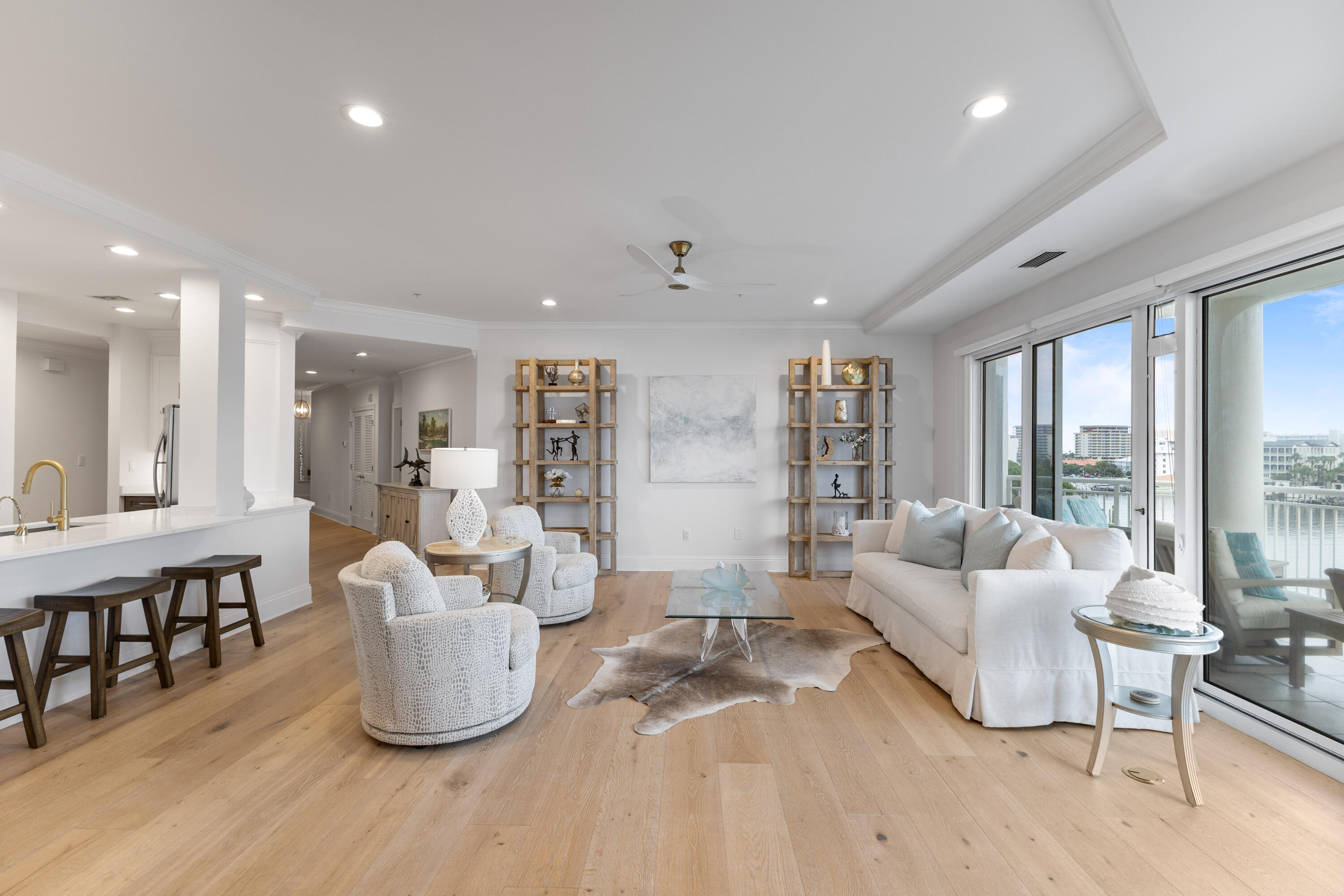 GRAND HARBOR - Residential