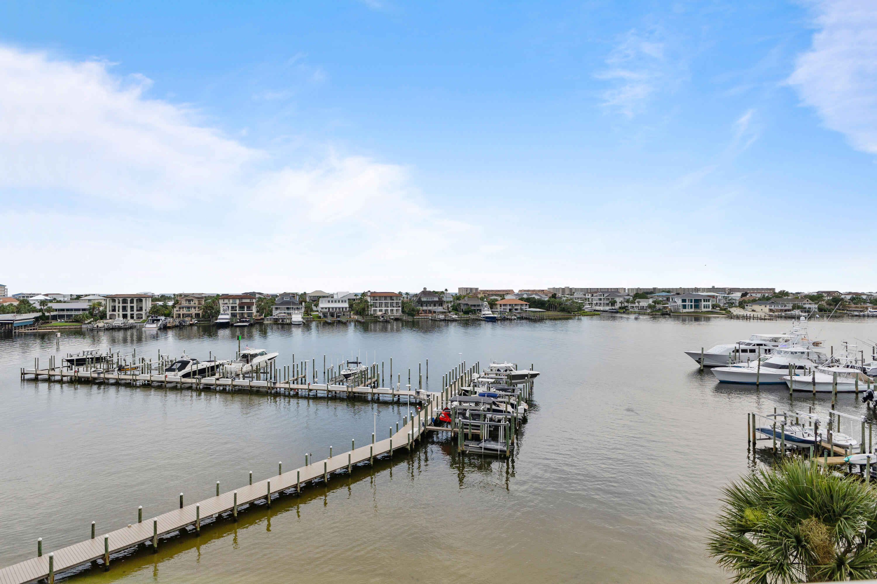GRAND HARBOR - Residential