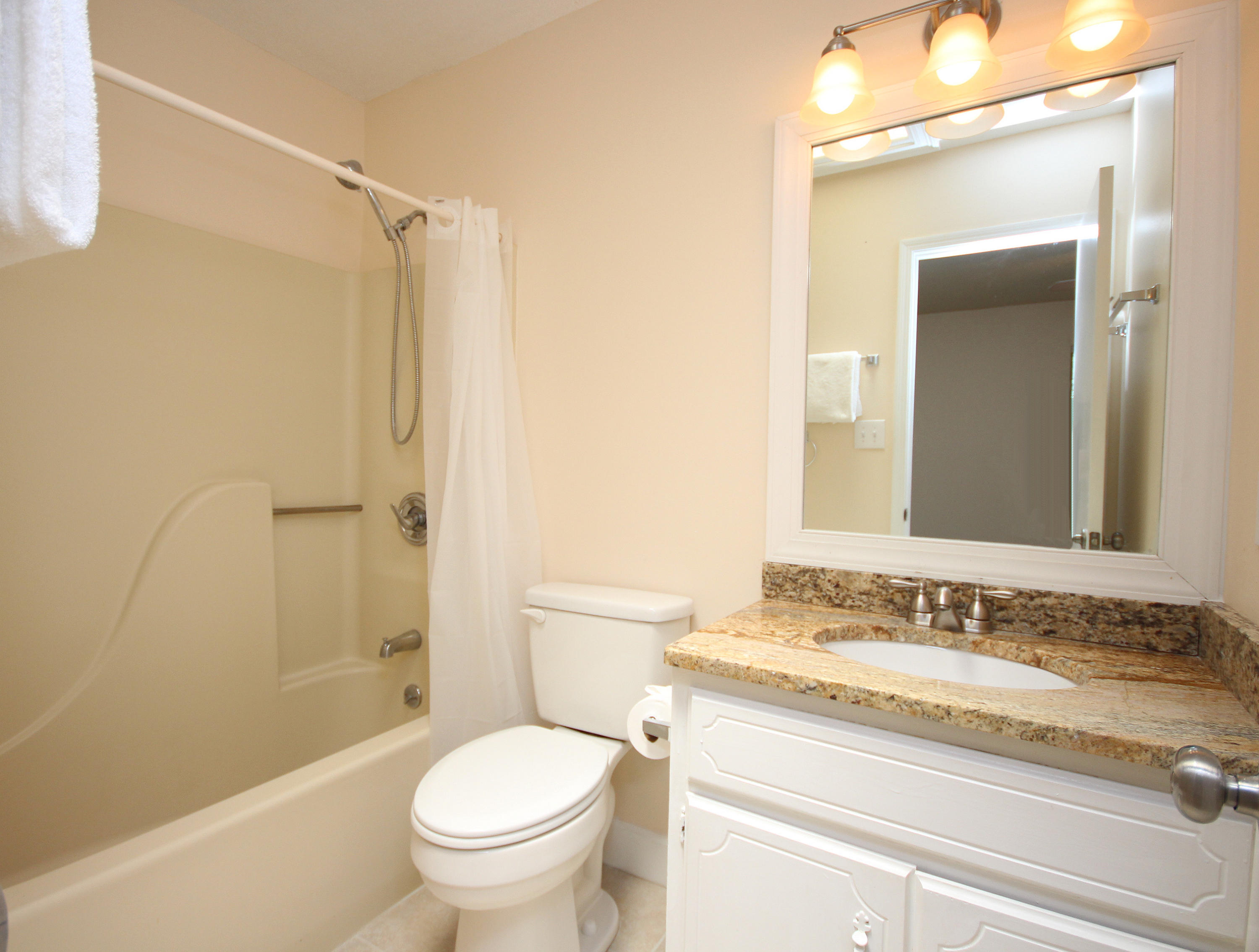 OAKLAND HEIGHTS 2ND ADDN - Residential Lease