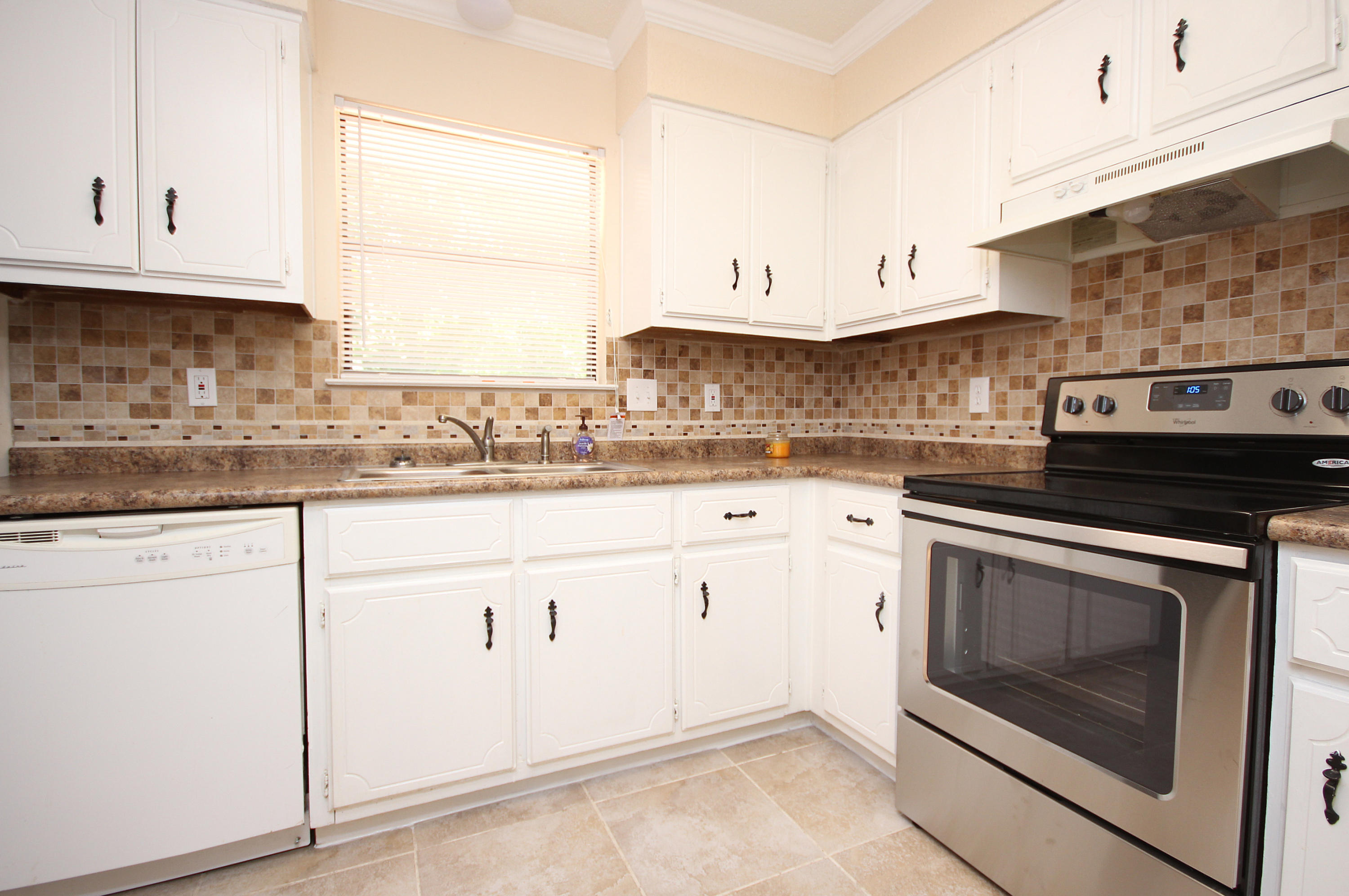 OAKLAND HEIGHTS 2ND ADDN - Residential Lease