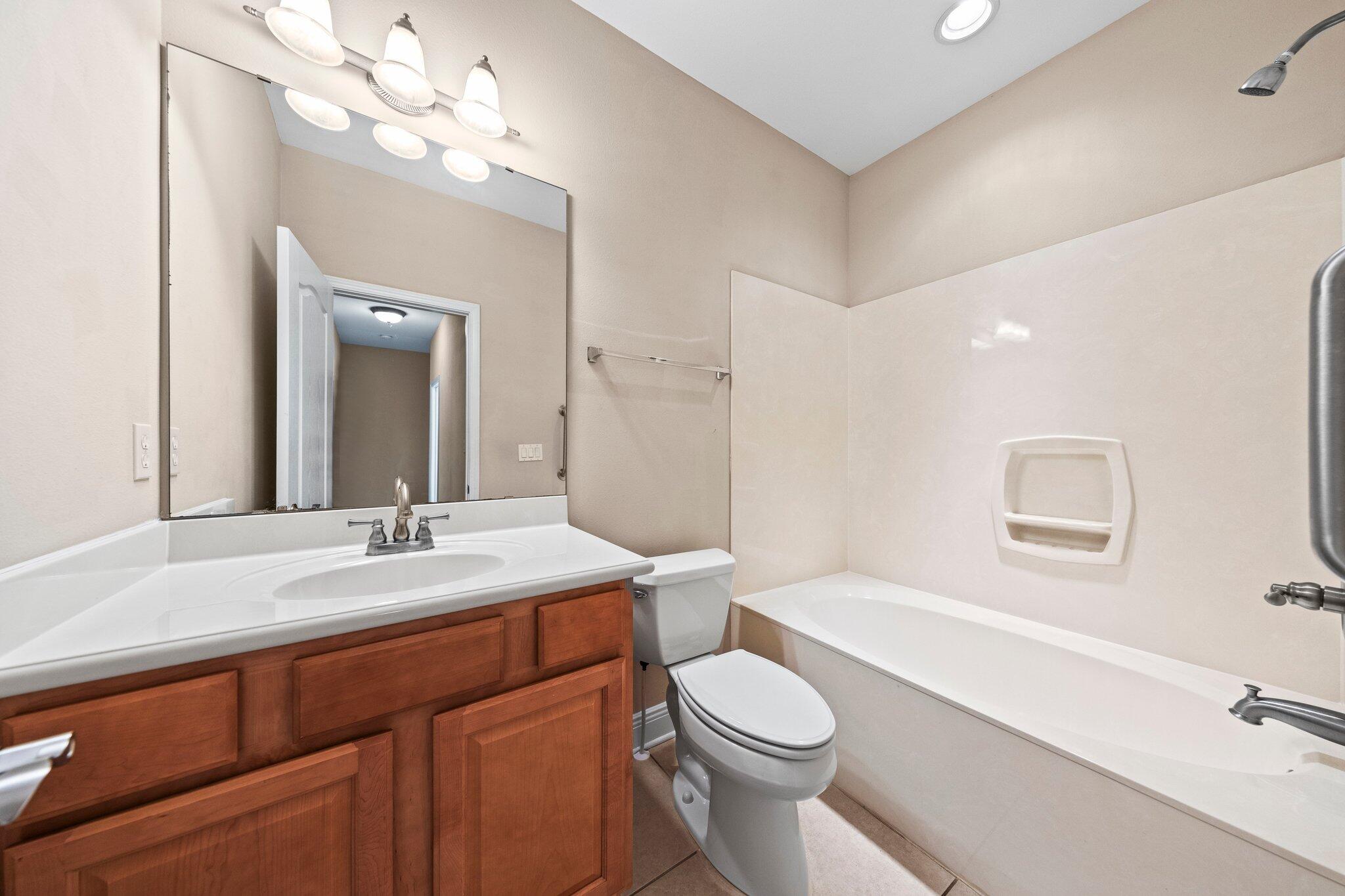 NA - Residential Lease