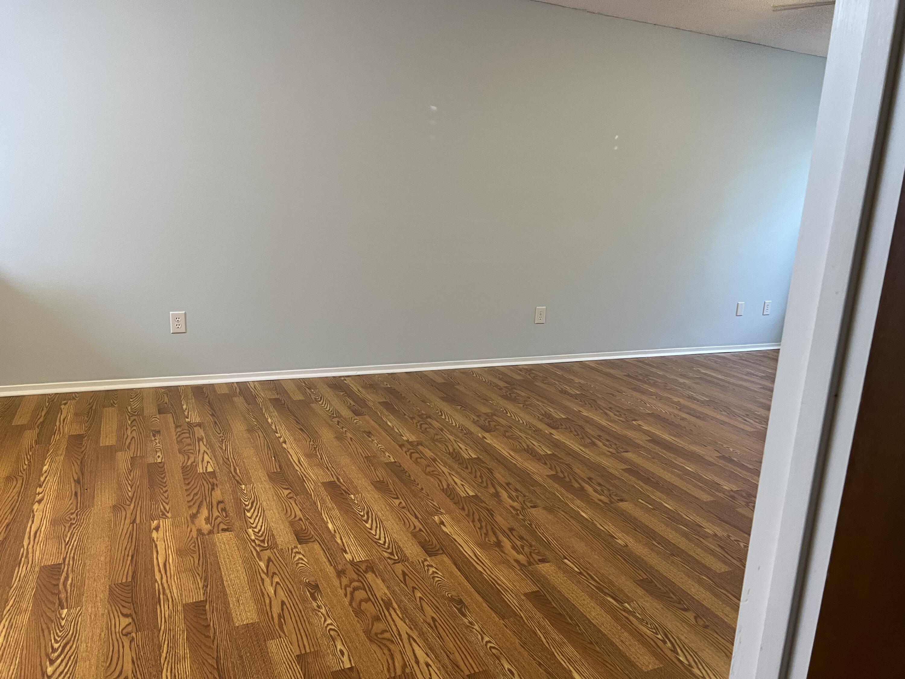 WELLINGTON MANOR - Residential Lease