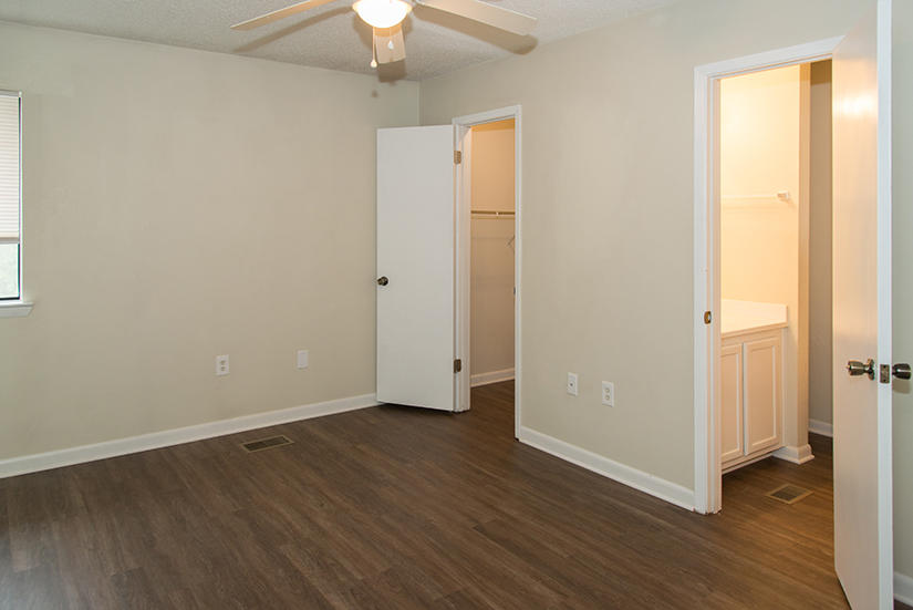 DENTON COURT - Residential Lease