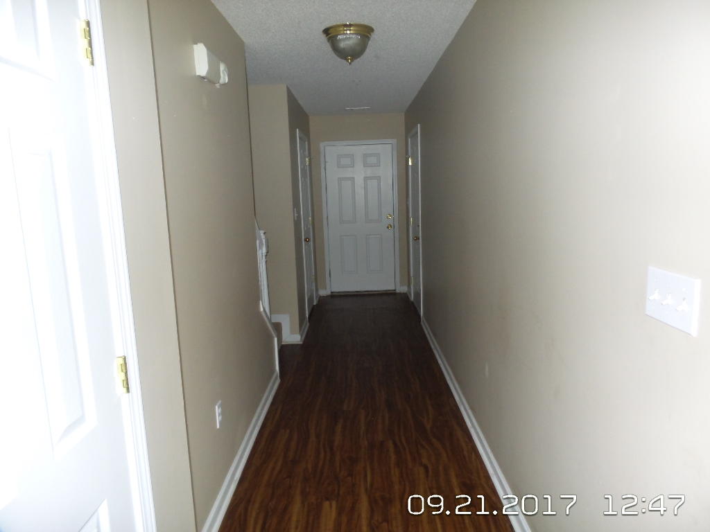 ROLLING PINES - Residential Lease