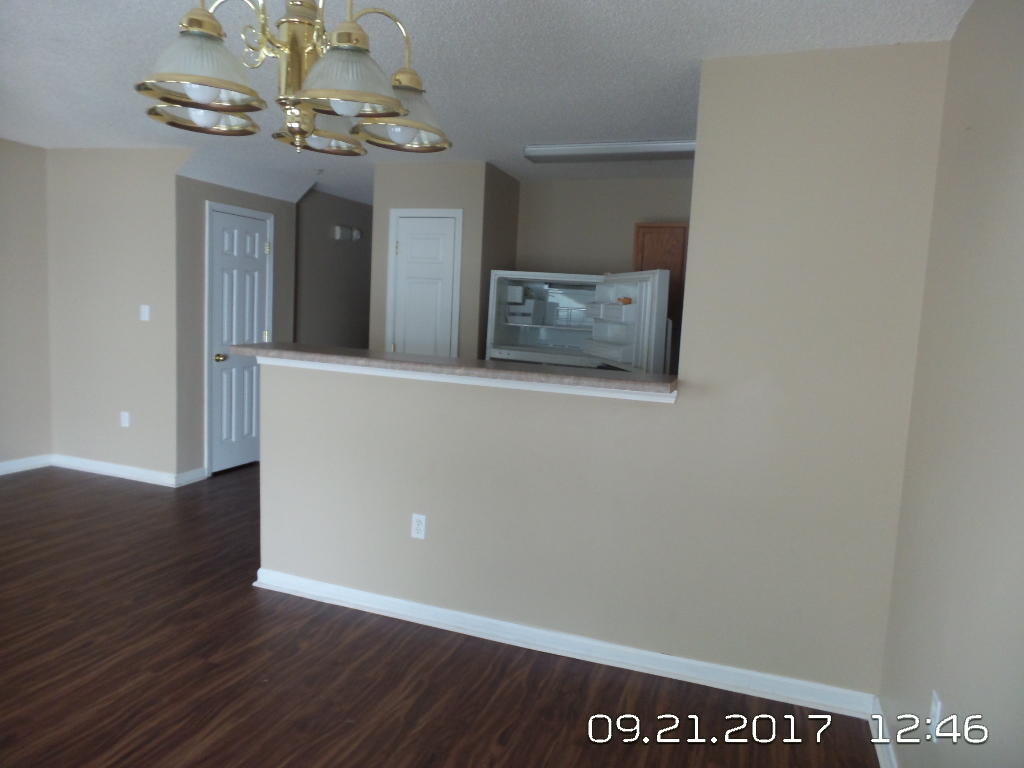 ROLLING PINES - Residential Lease