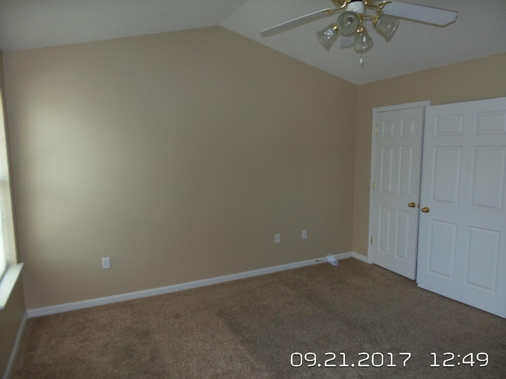 ROLLING PINES - Residential Lease