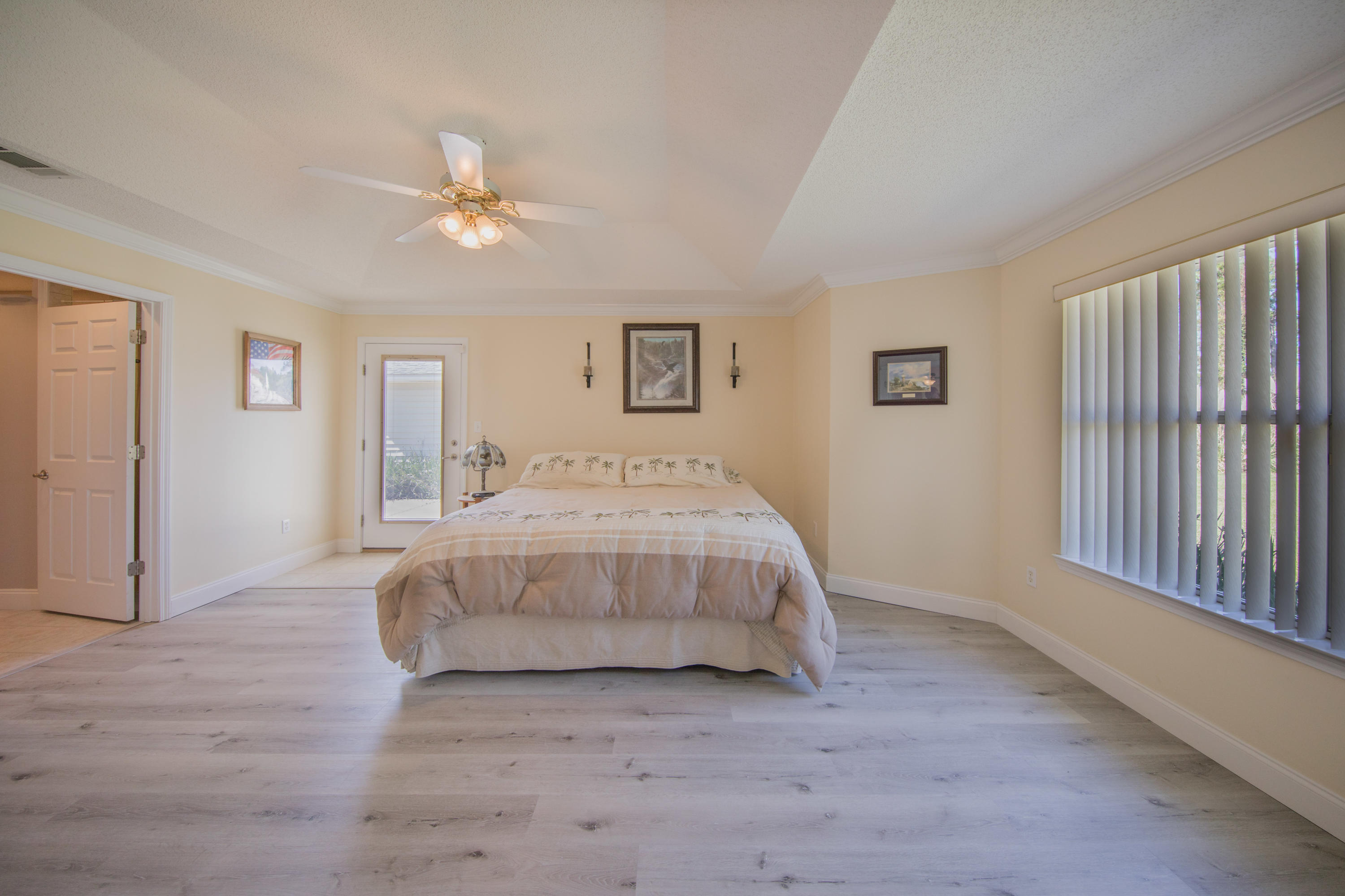 HOLLEY BY THE SEA - Residential