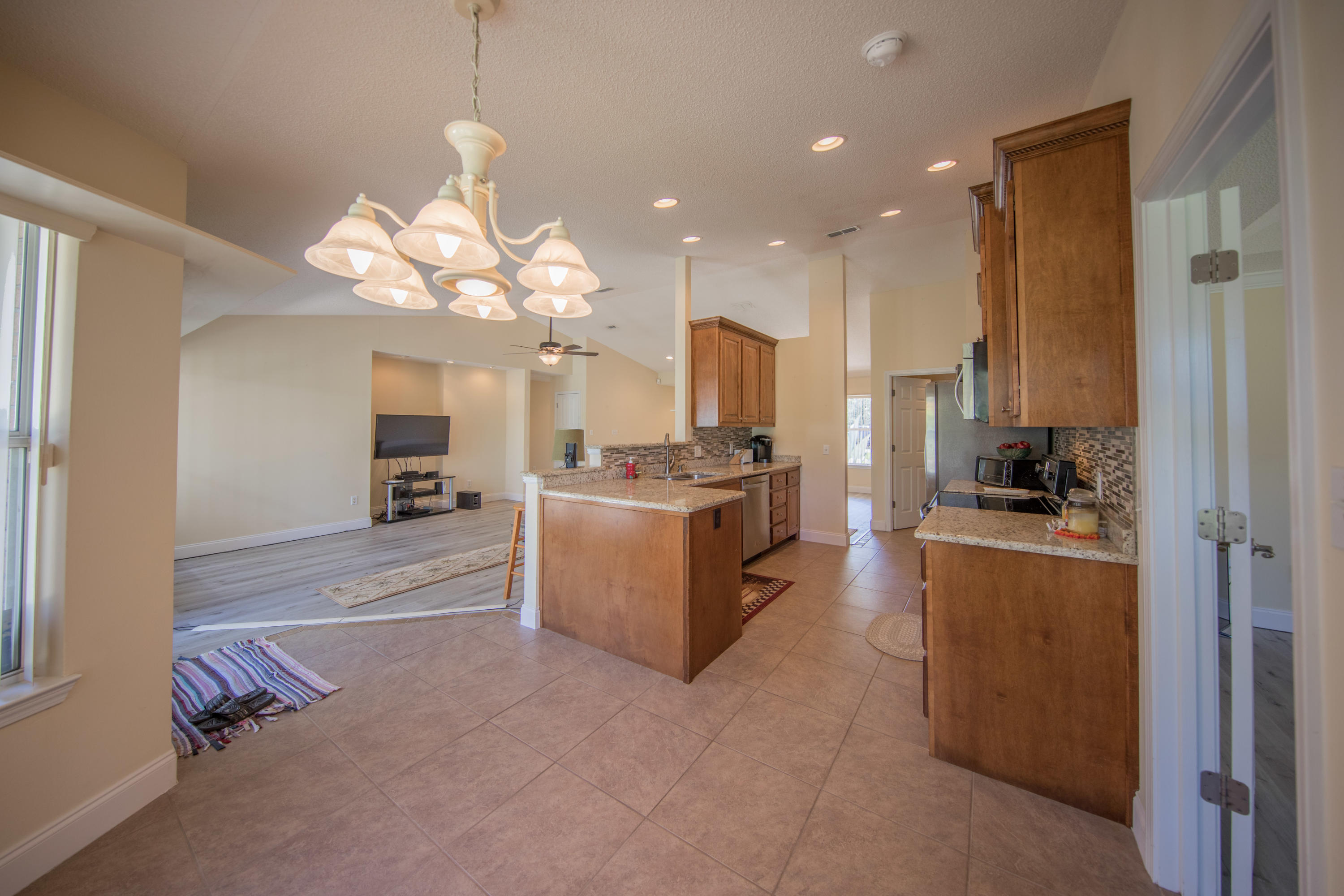 HOLLEY BY THE SEA - Residential