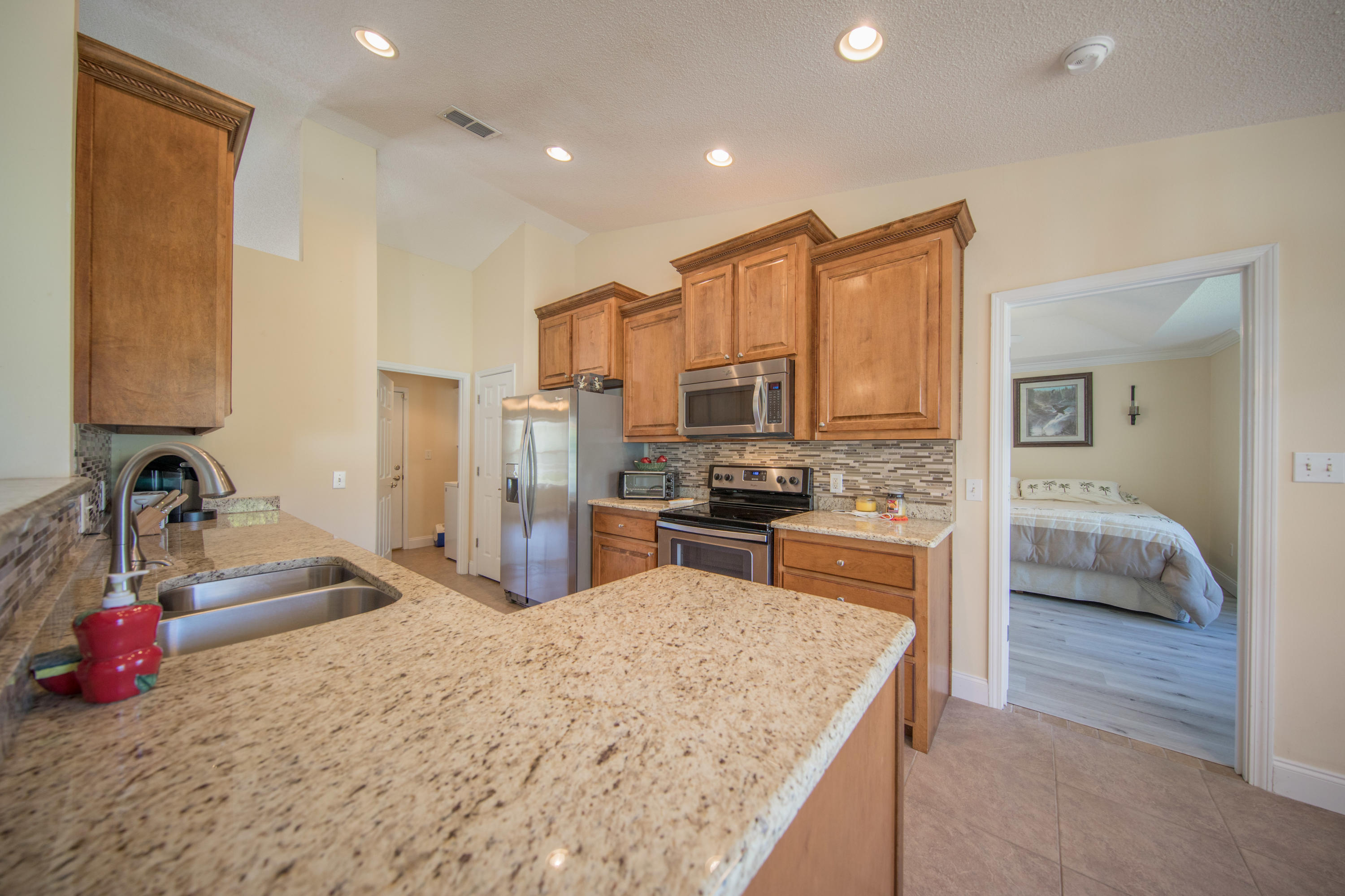 HOLLEY BY THE SEA - Residential