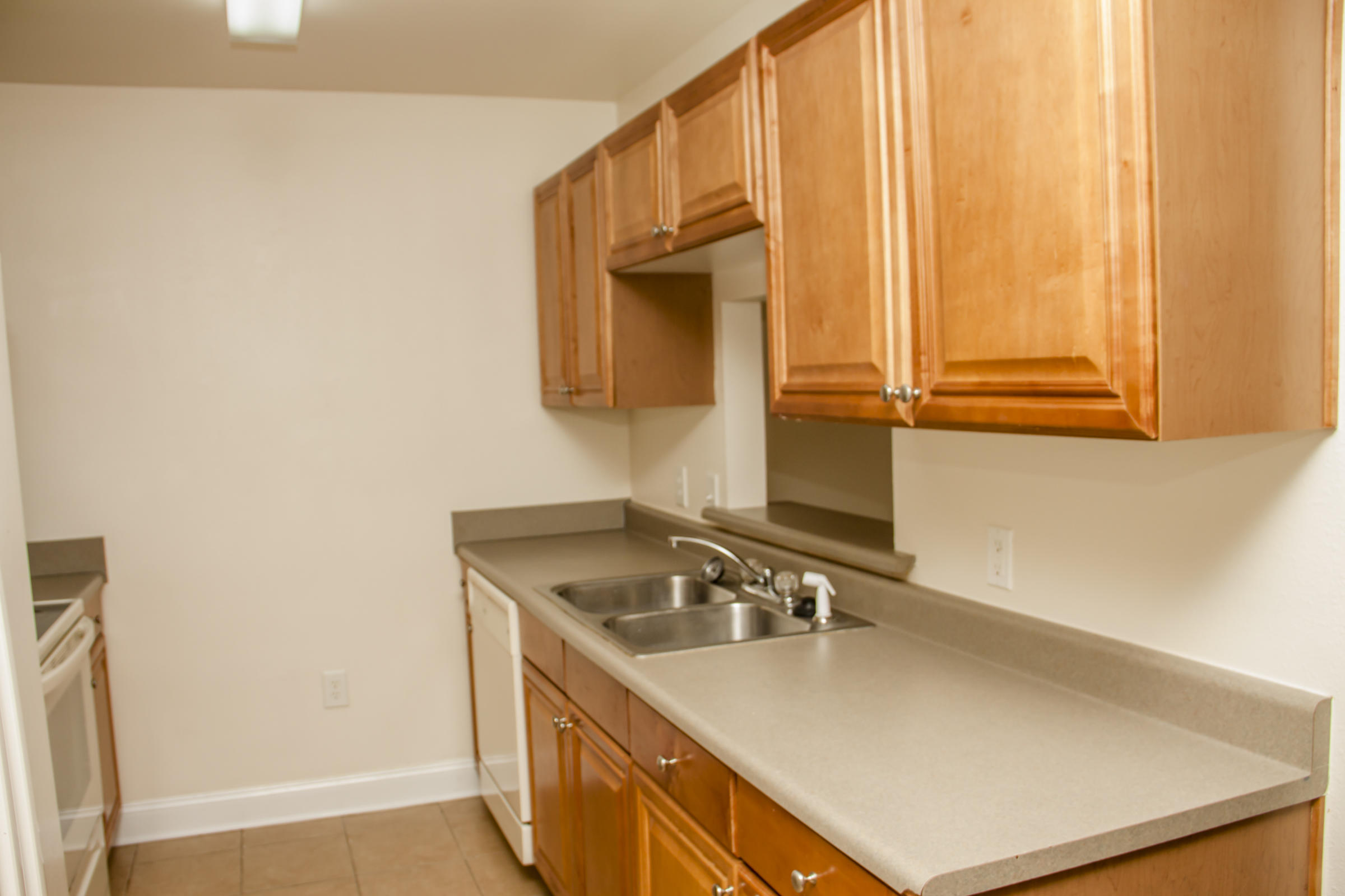 EAGLES LANDING S/D - Residential Lease