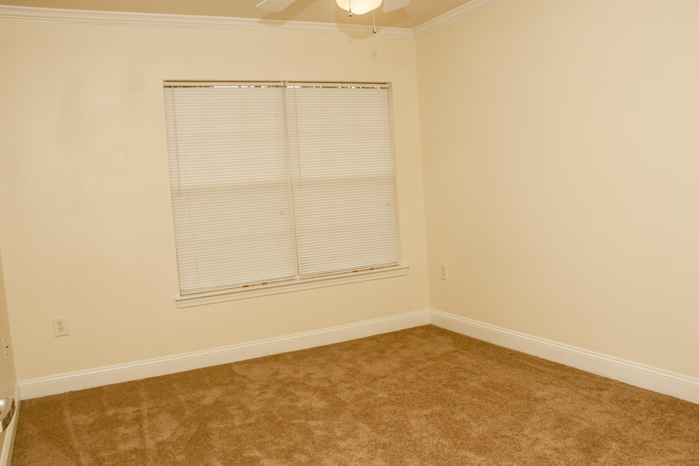 EAGLES LANDING S/D - Residential Lease